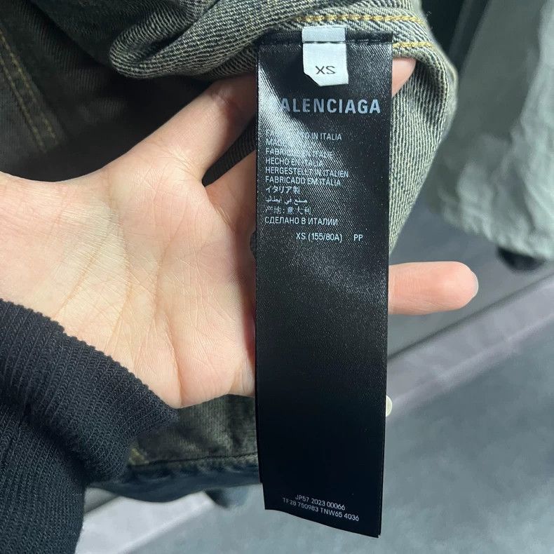 Balenciaga Balenciaga latest indigo blue letter printed single breaste Size US XS / EU 42 / 0 - 4 Thumbnail