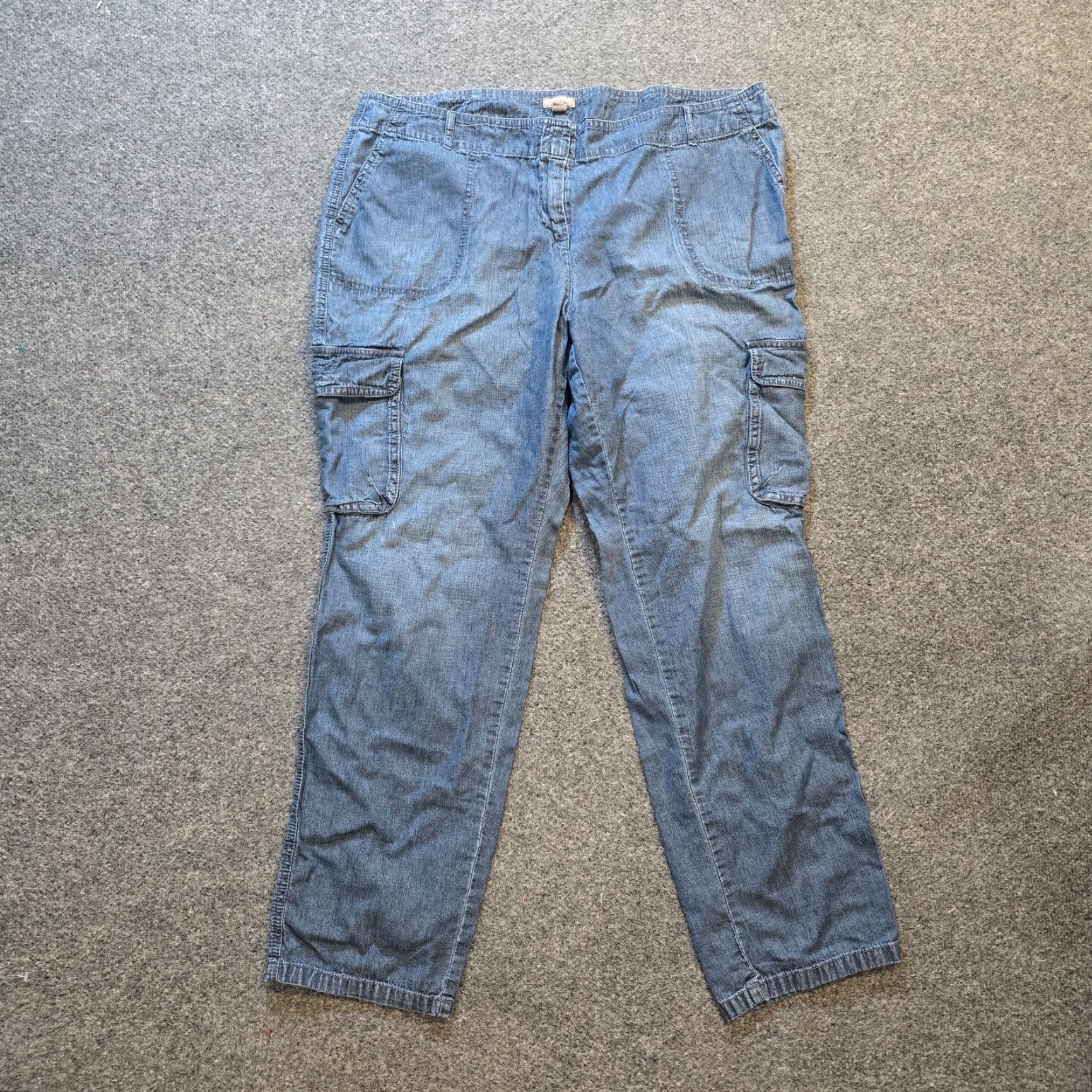 J. Jill J Jill Jeans Womens 18 Petite Blue Chambray Cargo Lightweight Straight Casual Size 40" / US 18 - 2 Thumbnail