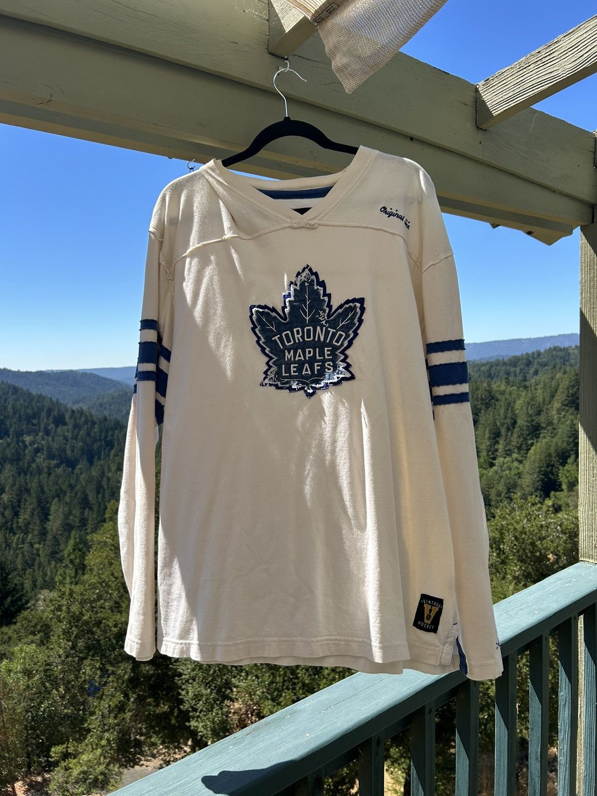 Ccm Toronto maple leafs shirt CCM Size US XL / EU 56 / 4 - 1 Thumbnail