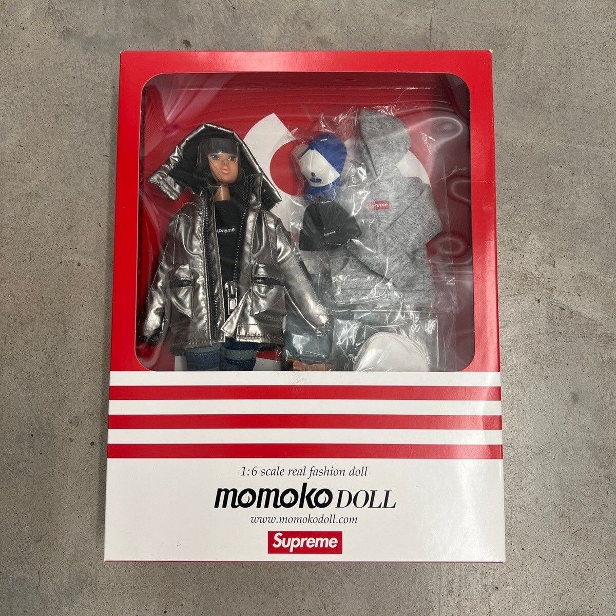 Supreme Supreme Momoko Doll Size ONE SIZE - 1 Thumbnail