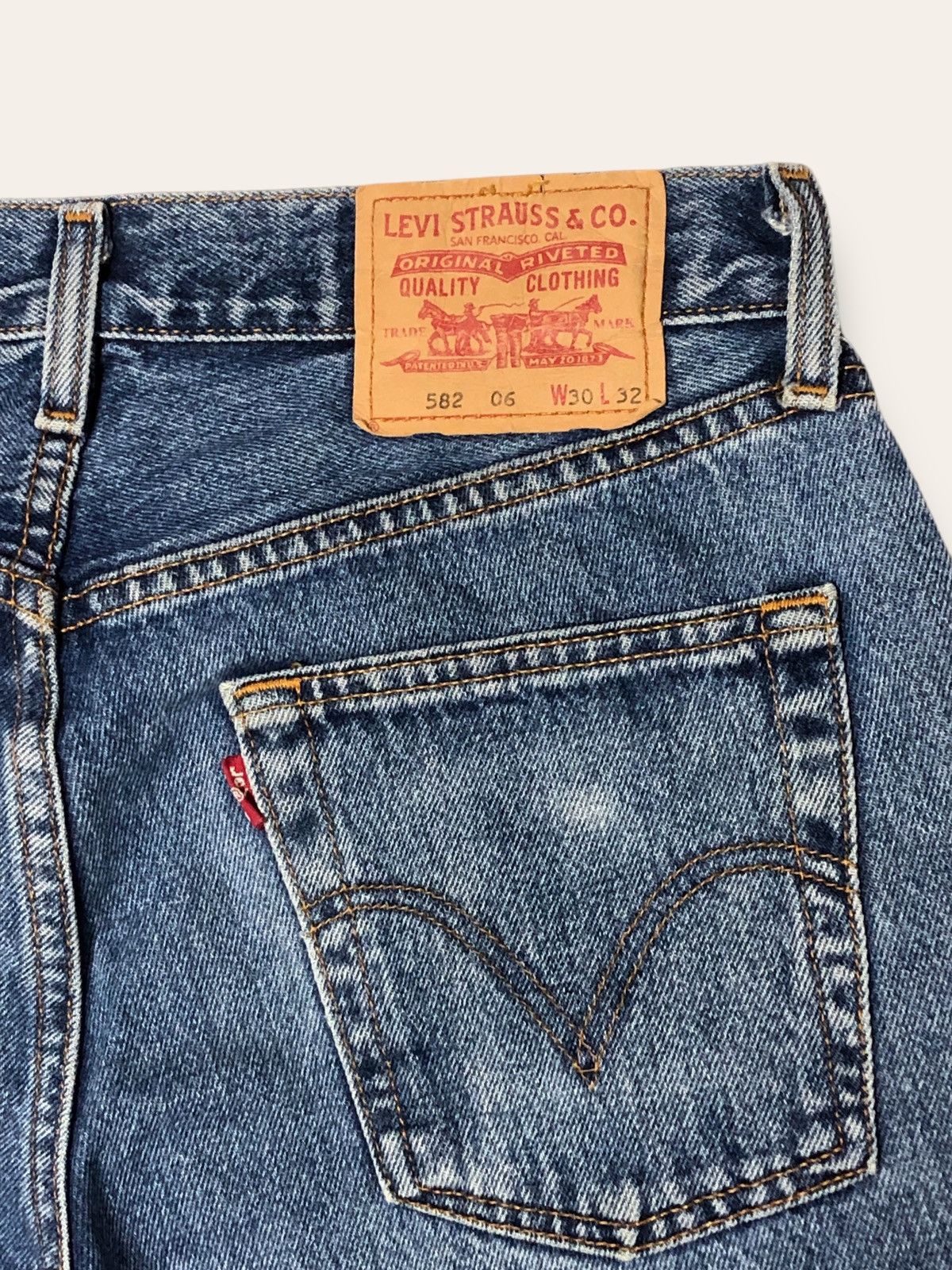 Jean 00s Vintage LEVIS Slightly Distressed Denim Blue Jeans 582 Size US 30 / EU 46 - 8 Thumbnail