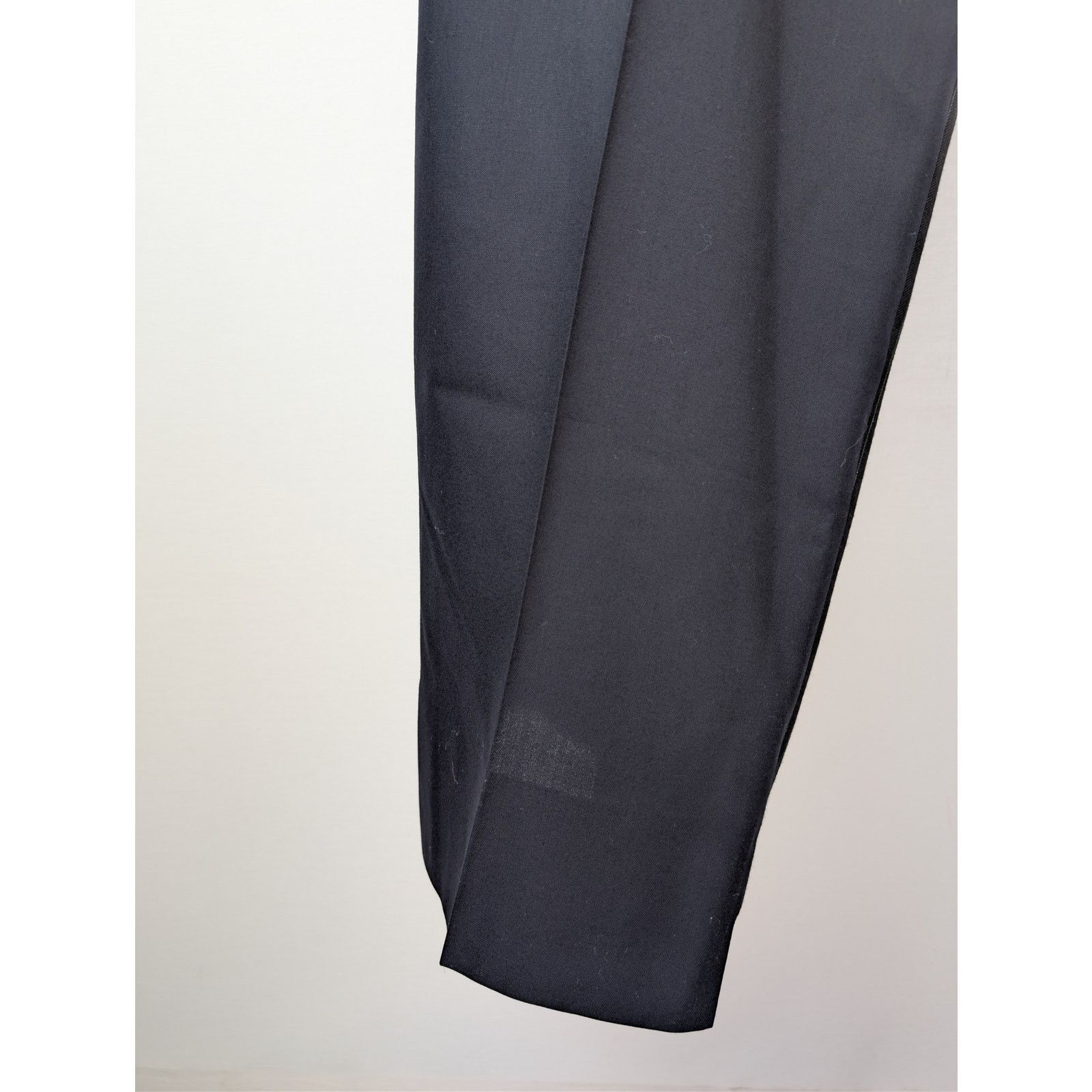 Balenciaga o1rshd1 Fluid Barathea Patched Skater Pants in Dark Navy Size US 32 / EU 48 - 9 Thumbnail