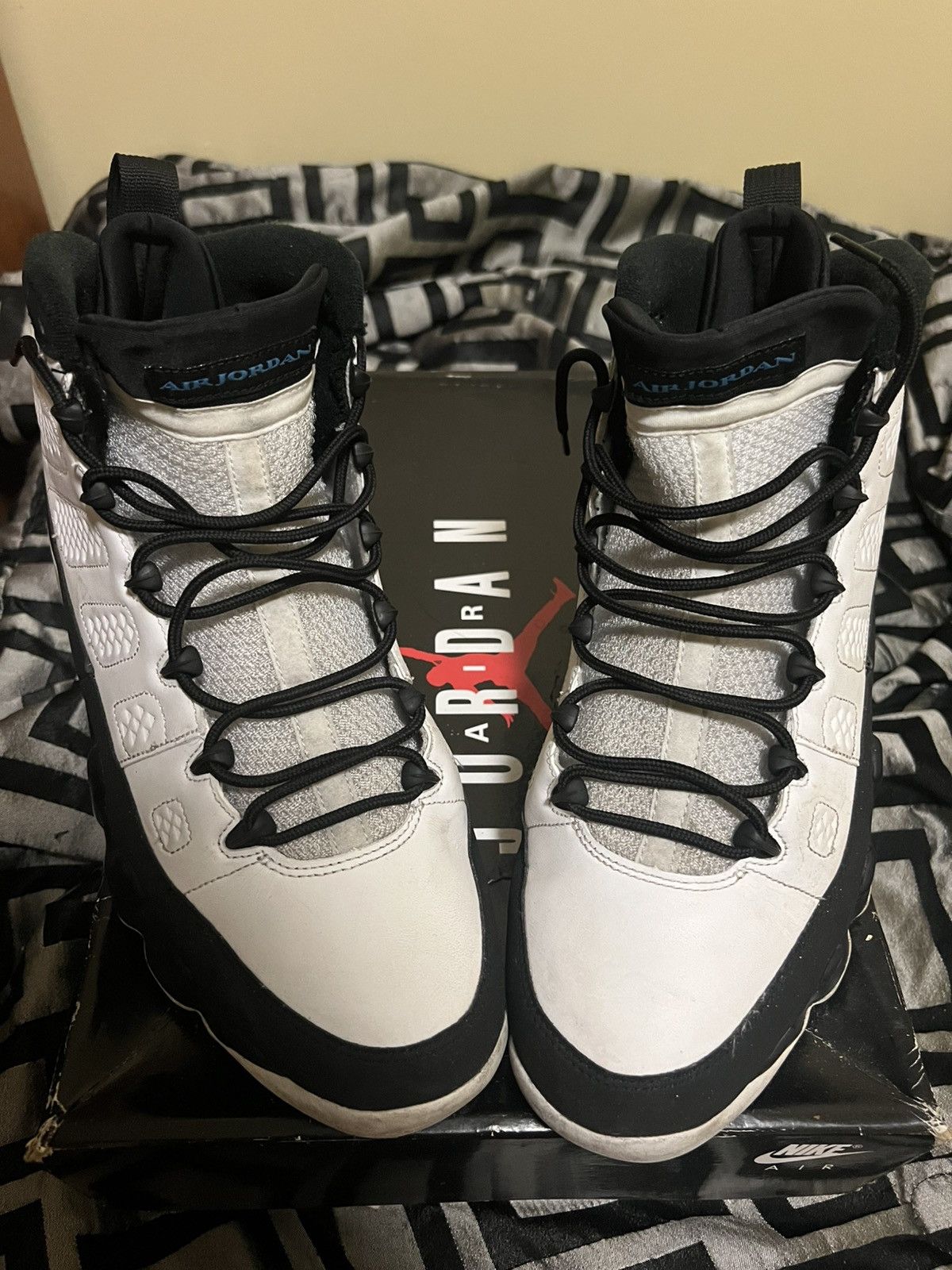Jordan 9 Retro University Blue