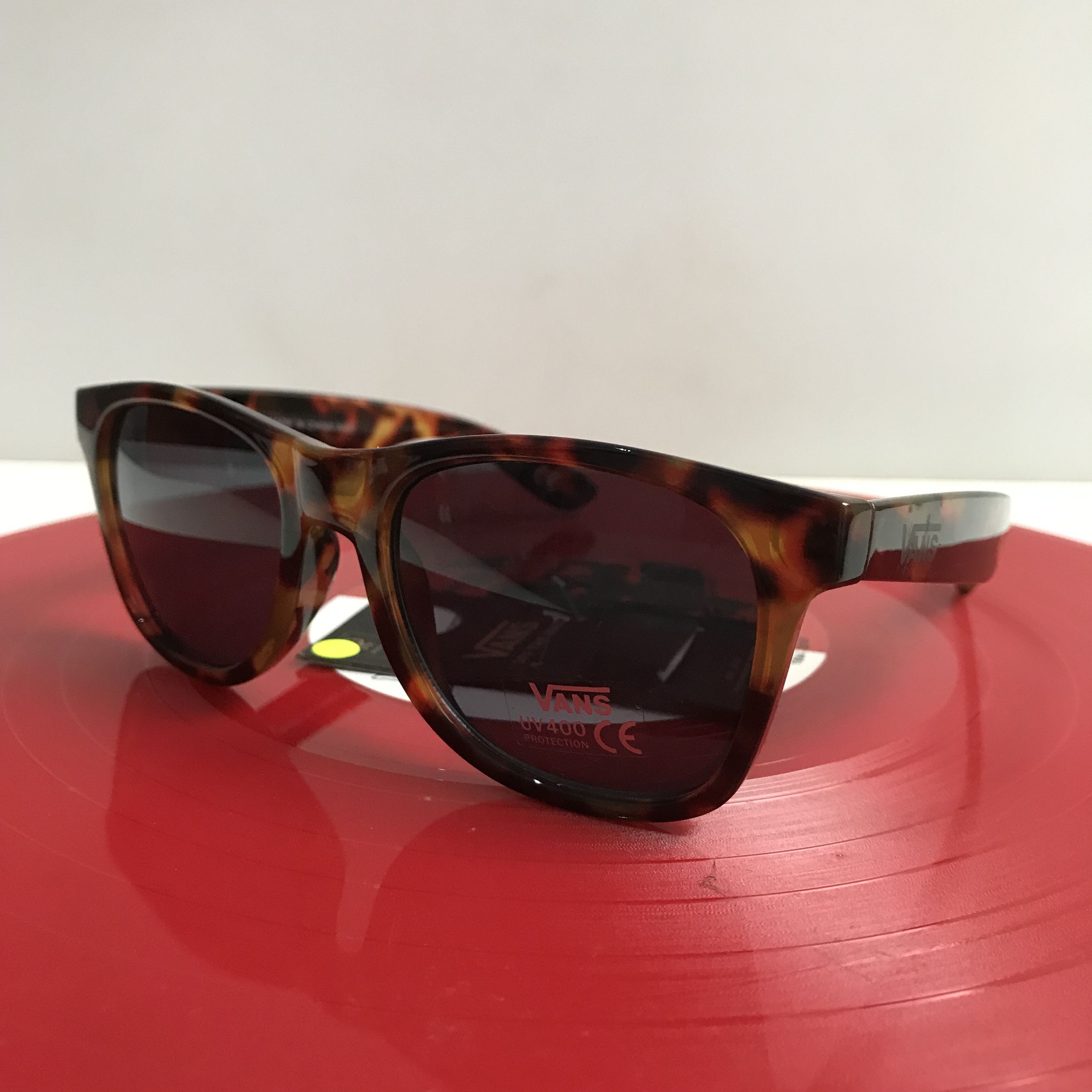 Vans Vans Wayfarer Turtoise Eyewear Sunglasses Brand New With Size ONE SIZE - 11 Thumbnail