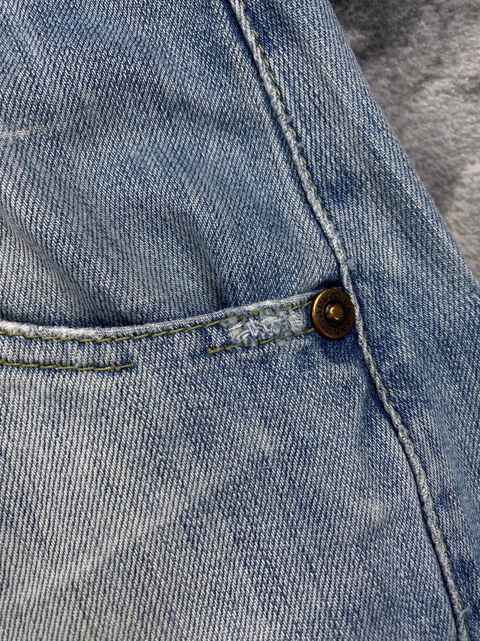 Armani Vintage Armani Jeans Denim Jeans Big Logo Metal Logo Men Size US 31 - 10 Thumbnail