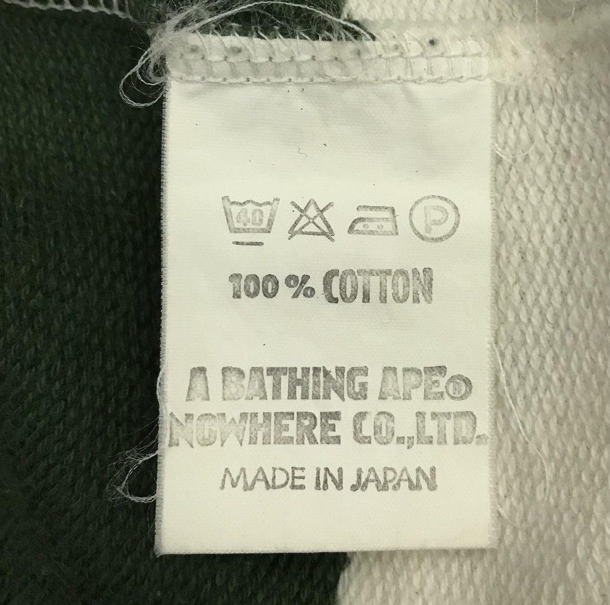 Bape Vintage A Bathing Ape Made In Japan Sweatshirt Size US S / EU 44-46 / 1 - 9 Thumbnail