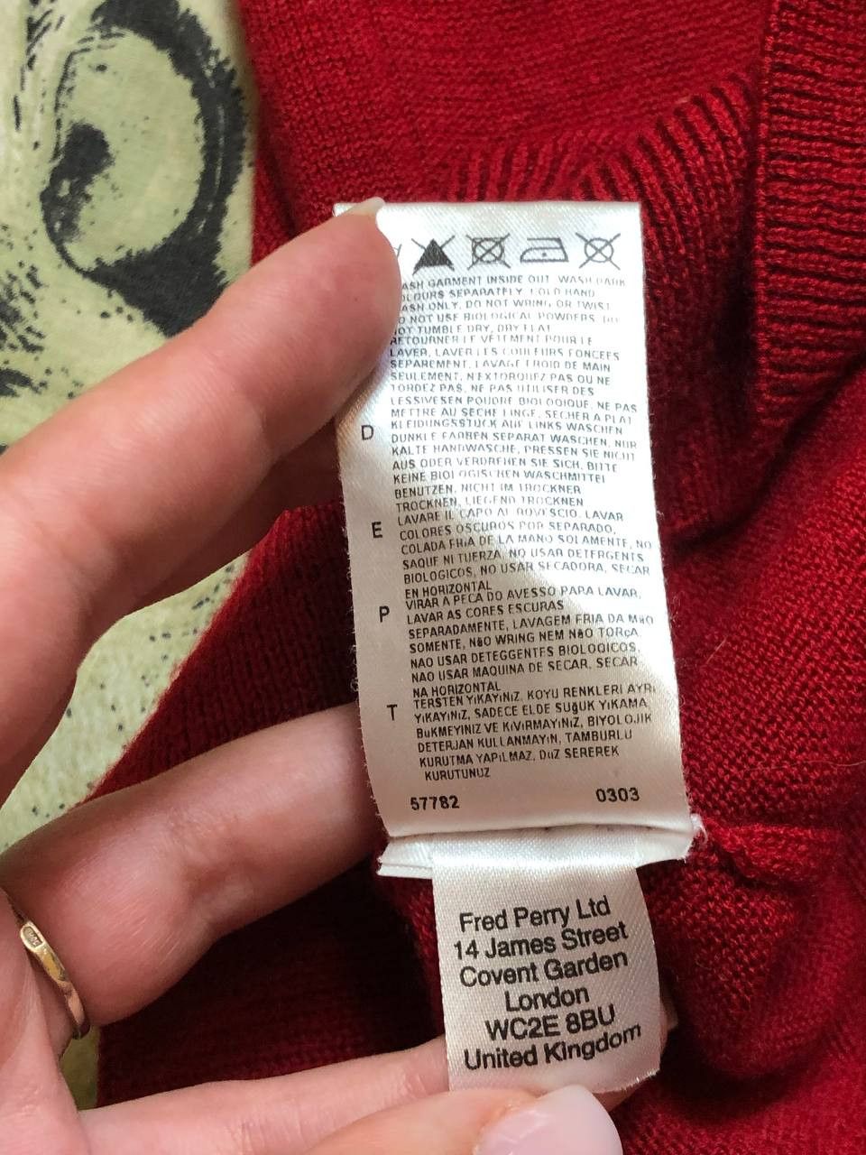 Fred Perry Y2K Long Sleeve red Fred Perry size M logo Vintage Size US M / EU 48-50 / 2 - 4 Thumbnail