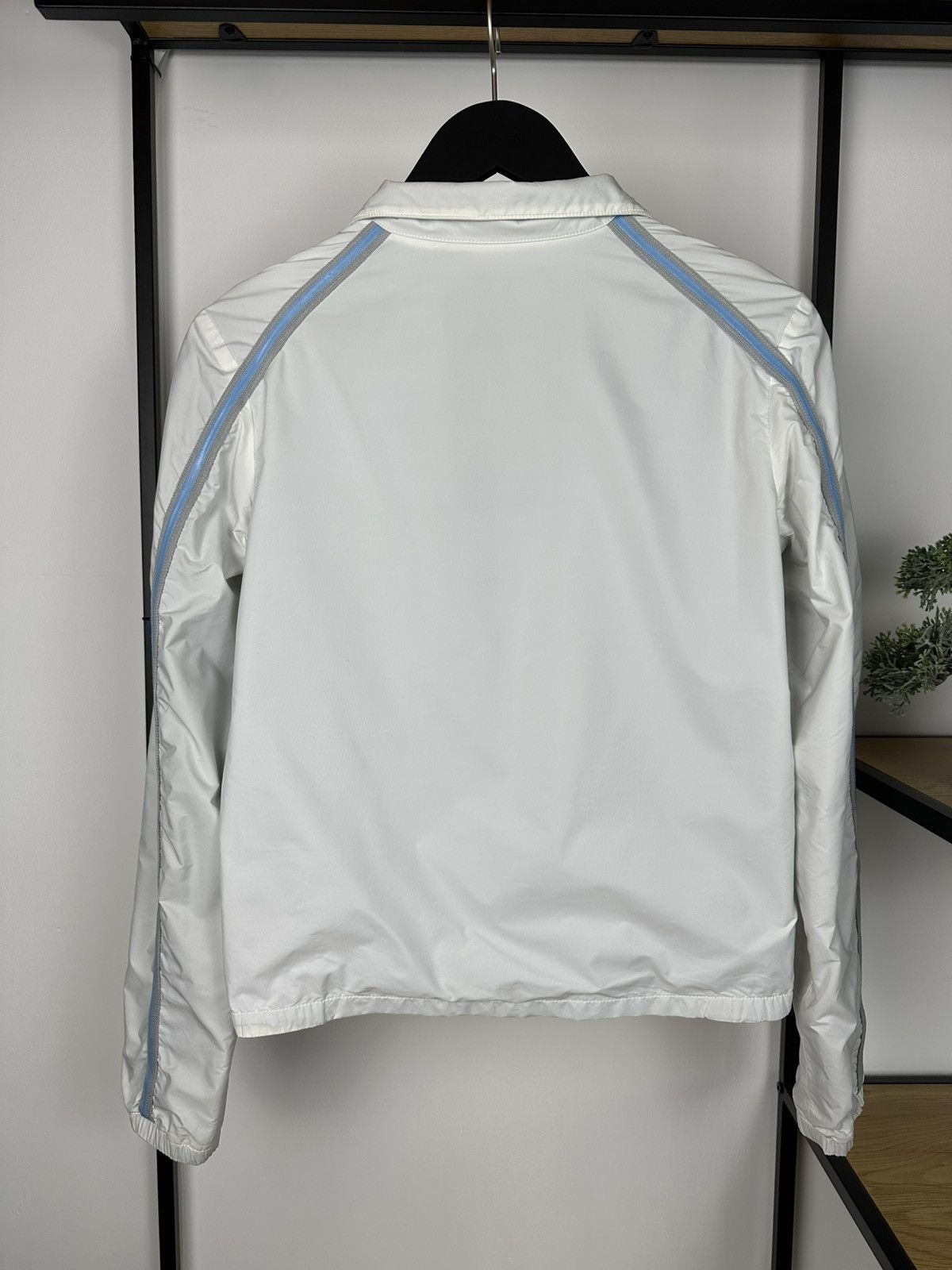 Prada Vintage Prada Nylon Jacket Red Tab Logo Track Women’s White Size M / US 6-8 / IT 42-44 - 15 Thumbnail