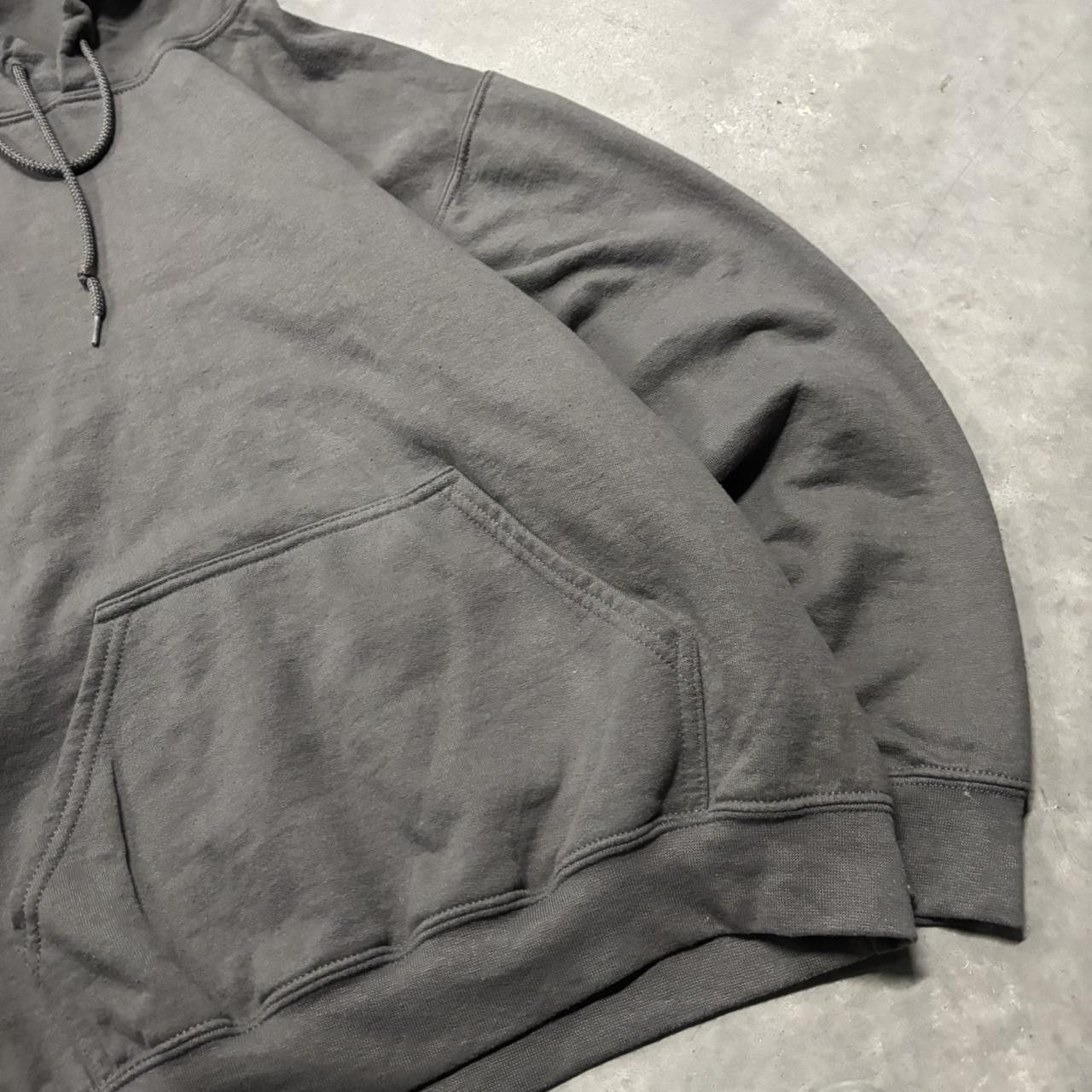 Japanese Brand × Vintage Crazy Vintage Y2K/2000s Grey Blank Russell Style Essential Hoodie! Size US M / EU 48-50 / 2 - 4 Thumbnail