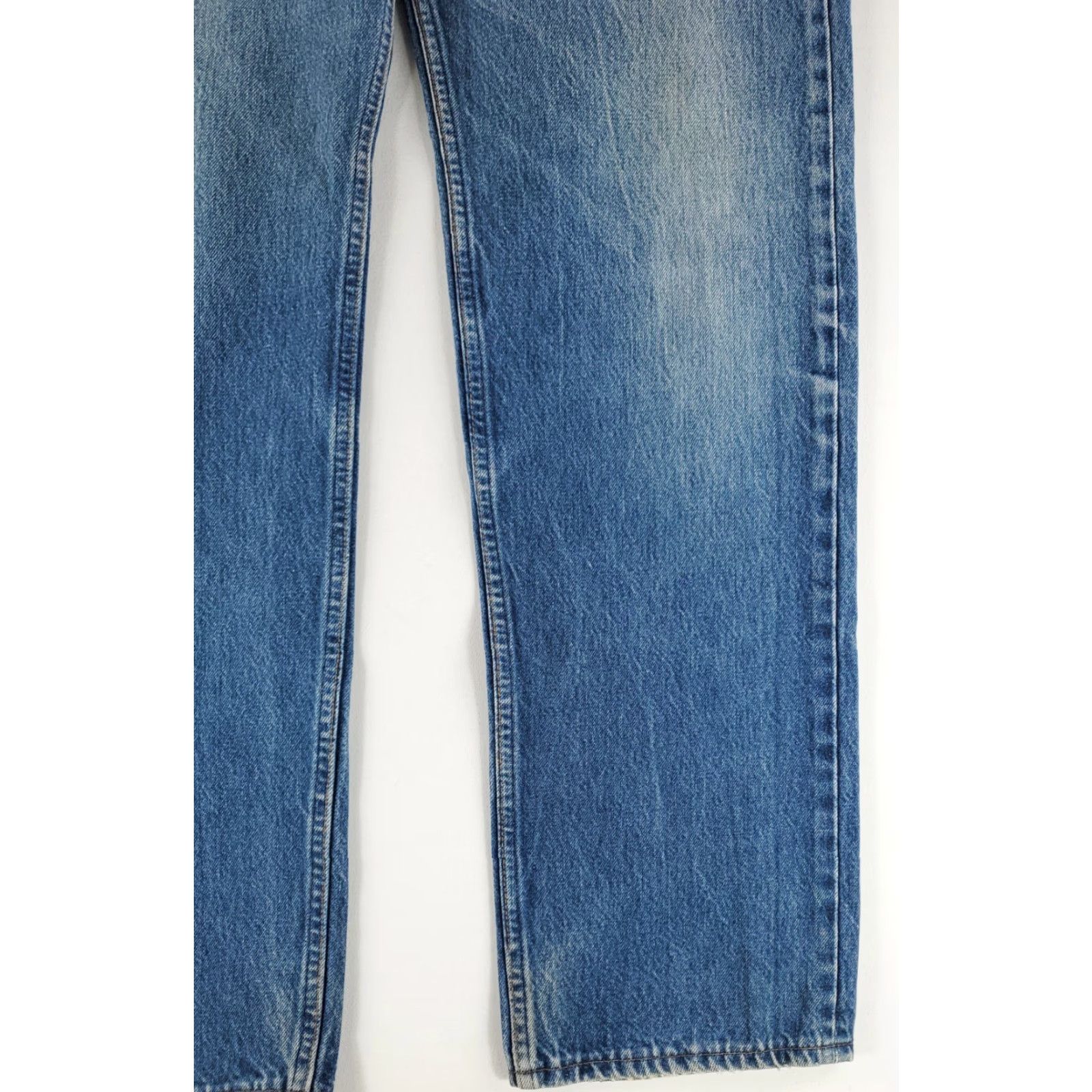 Levi's VINTAGE Levi's 501 Jeans Men Straight 36 Regular Blue Whiskering 90s 38x34 (36x32.5 Actual) Size US 36 / EU 52 - 7 Thumbnail