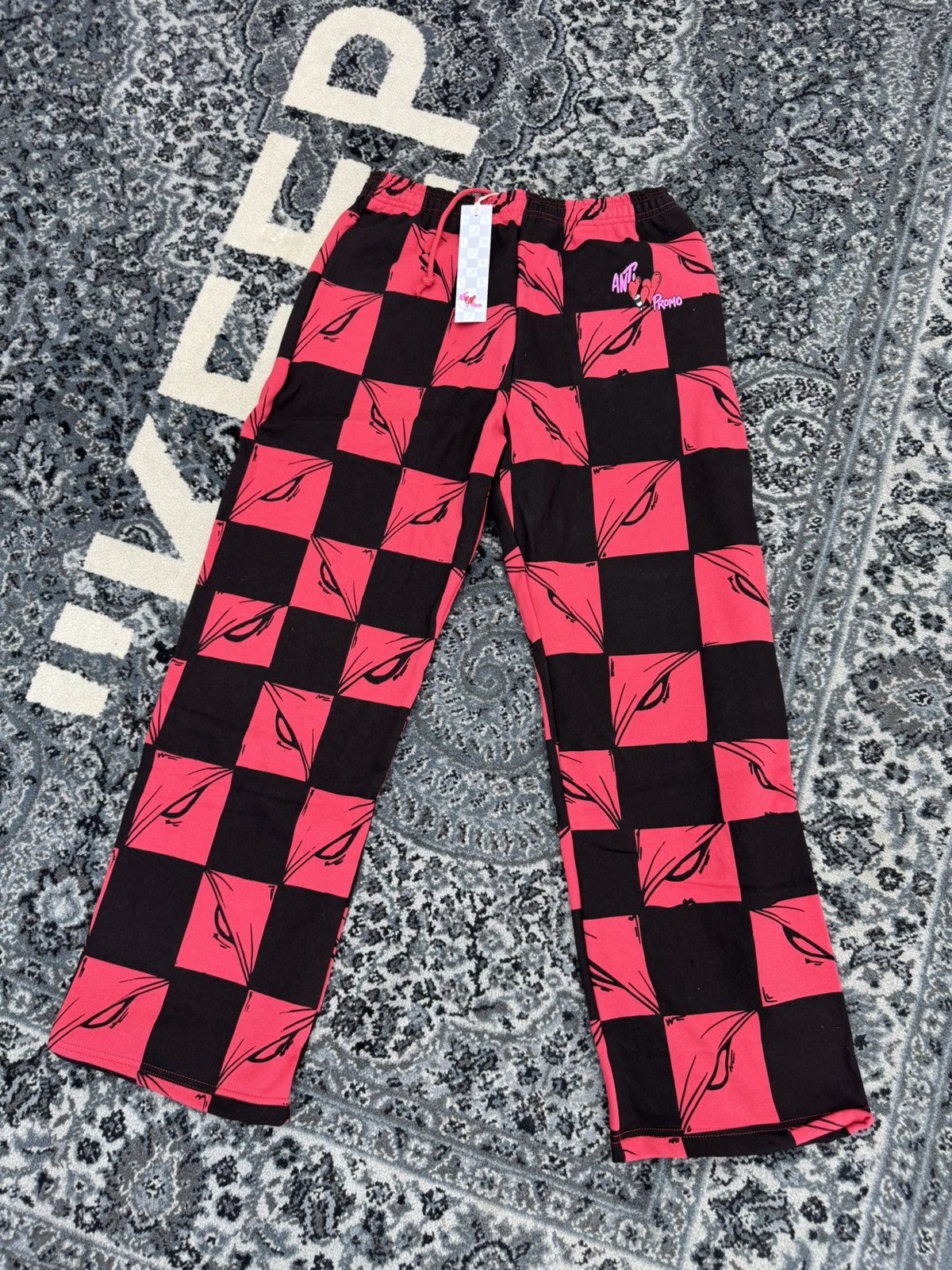 Matty Boy Matty boy 99 eyes red/black sweat pants Size US 36 / EU 52 - 1 Thumbnail