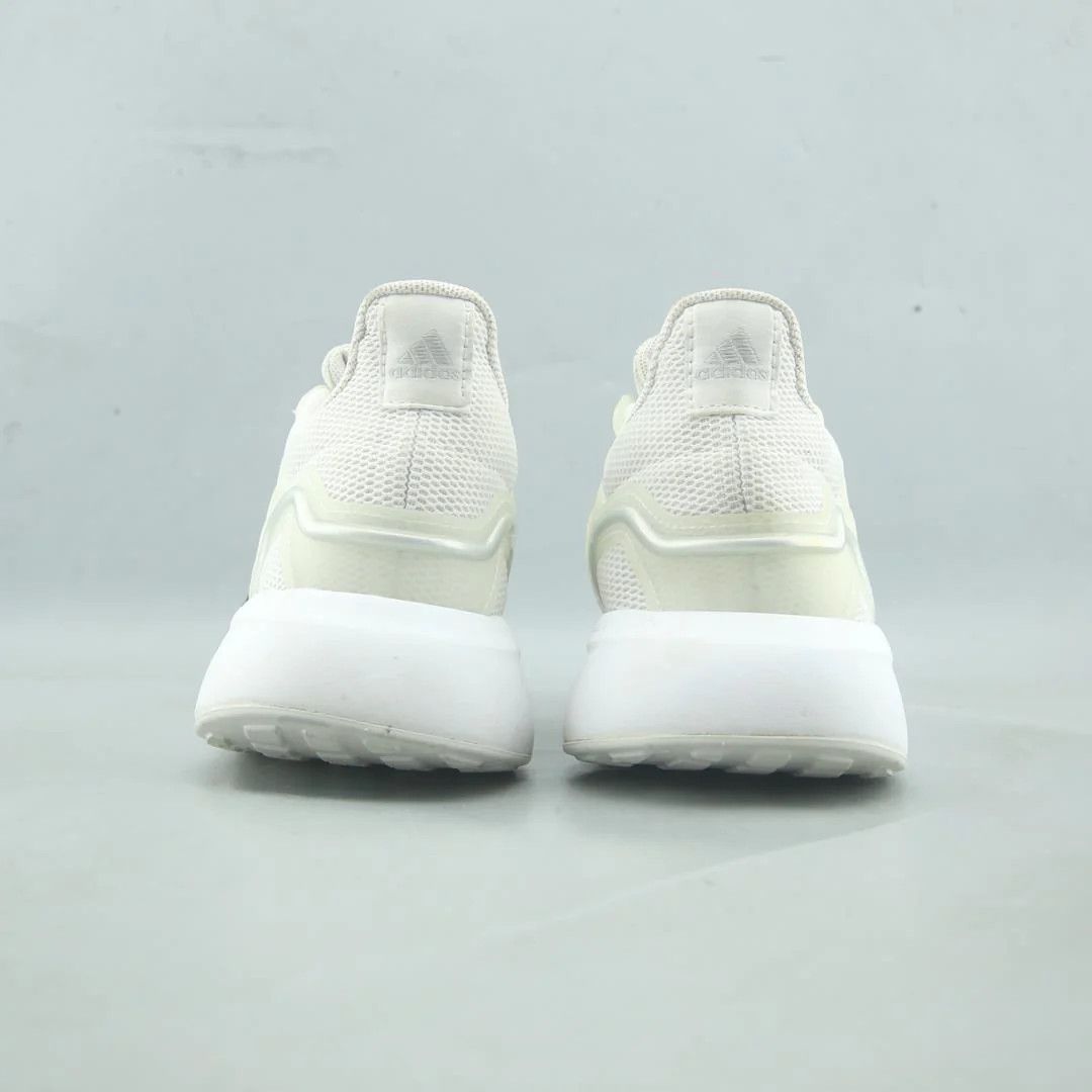 Adidas Adidas EQ19 Run sneakers in white Running Workout Exercise Size US 7 / EU 40 - 4 Thumbnail