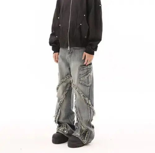 Retro ruined whiskering design washed distressed jeans