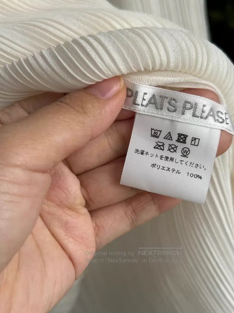 Issey Miyake Issey Miyake Ribbed Round Neck Long Sleeve Top Off White Size L / US 10 / IT 46 - 3 Thumbnail