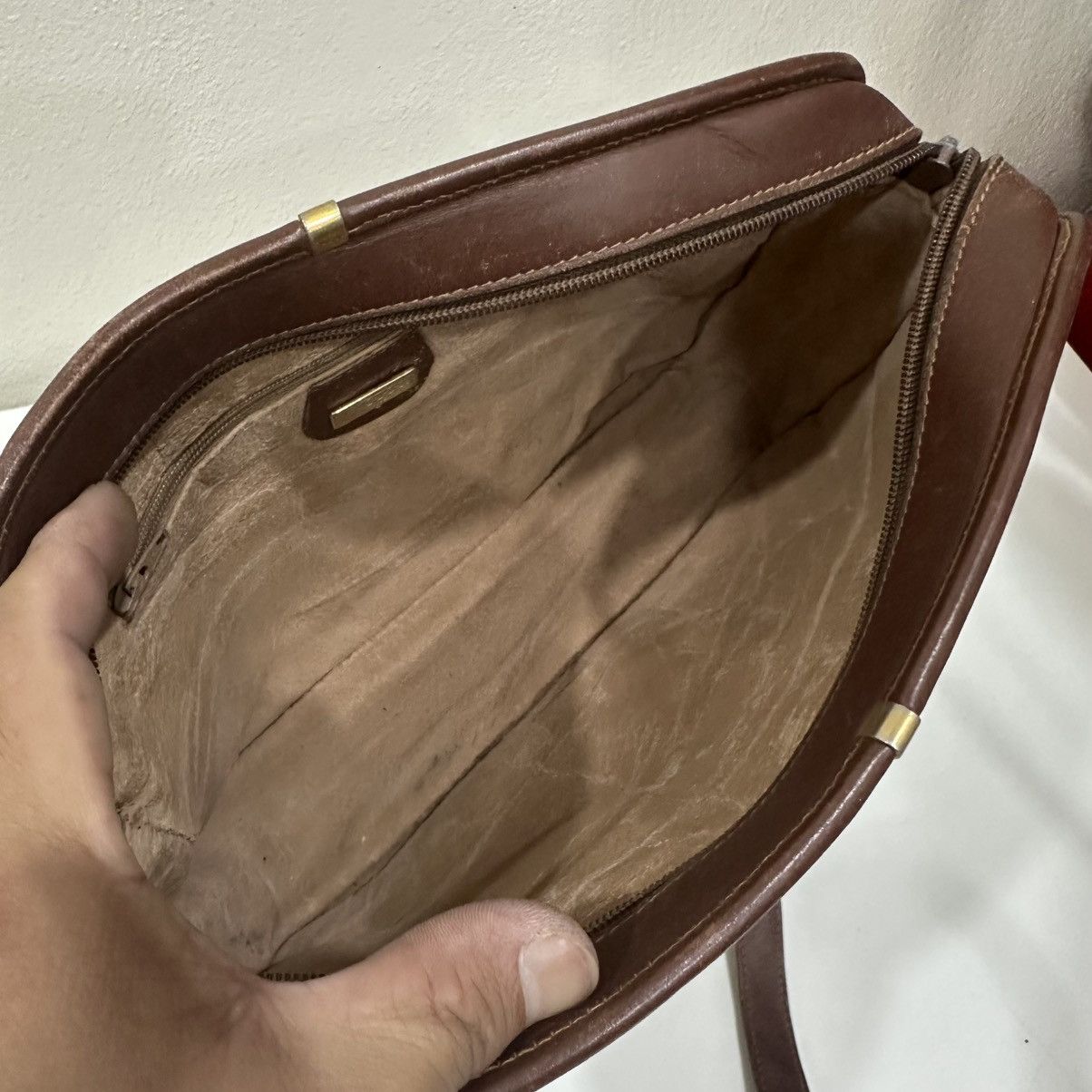 Gucci ‼️YES‼️ VINTAGE GUCCI BOX GG SMALL SHOULDER BAG Size ONE SIZE - 11 Thumbnail