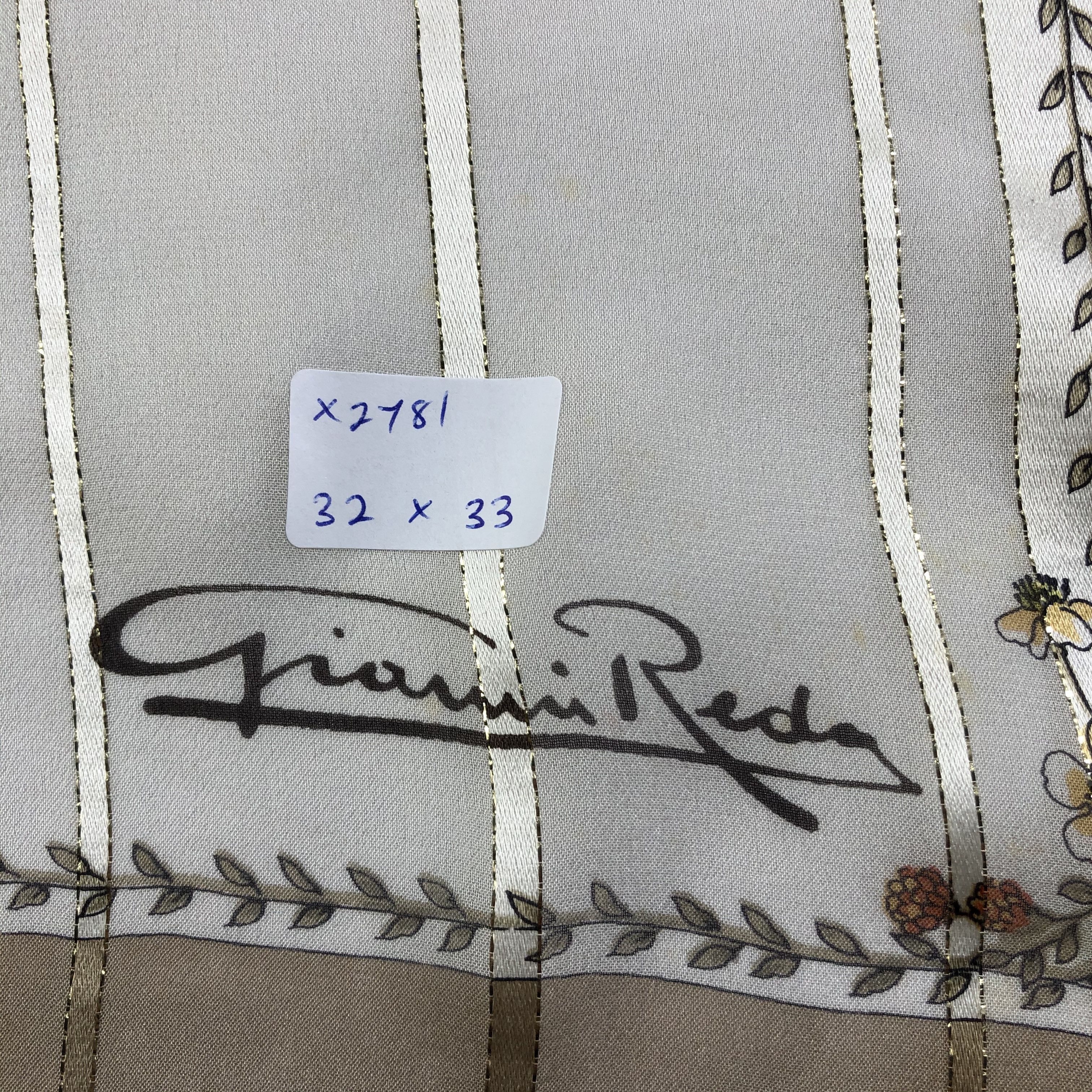Vintage Vintage Gianni Reda Silk Scarf Size ONE SIZE - 12 Thumbnail