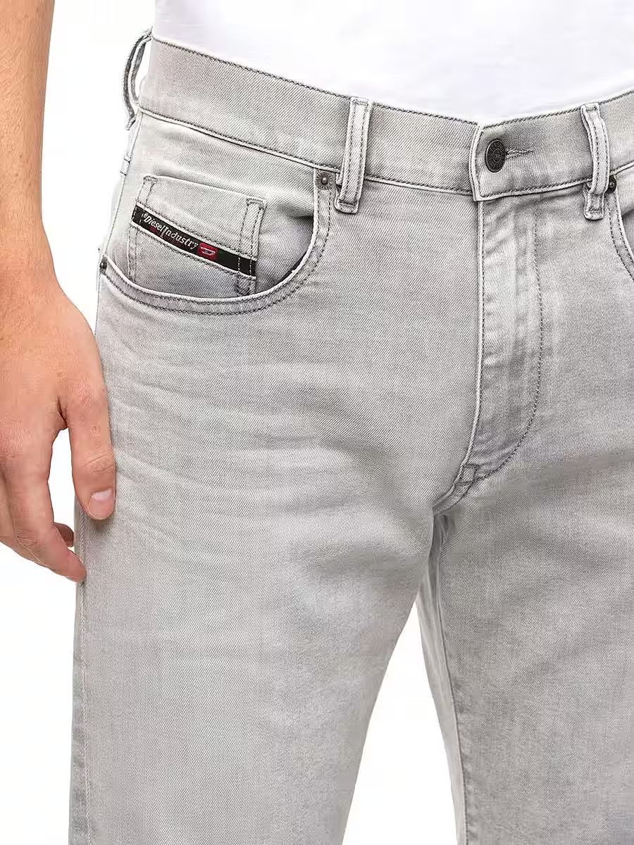 Diesel DIESEL D-STRUKT 069RE Slim Denim Jeans W31 x L30 Size US 31 - 8 Thumbnail