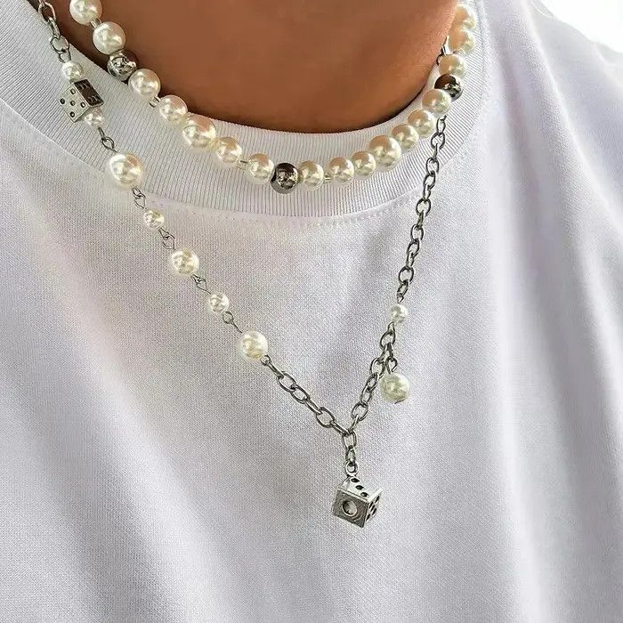 Jewelry Dice Pendant Short Necklace Size ONE SIZE - 2 Thumbnail