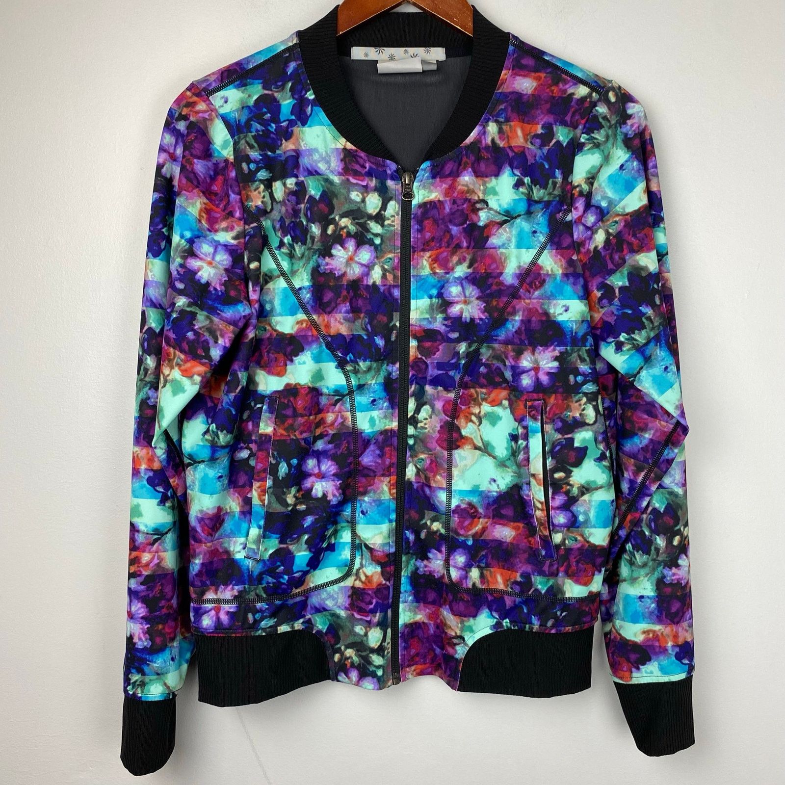 Athleta Athleta Floral Fade Bombtastic Jacket Medium Abstract Size M / US 6-8 / IT 42-44 - 7 Thumbnail