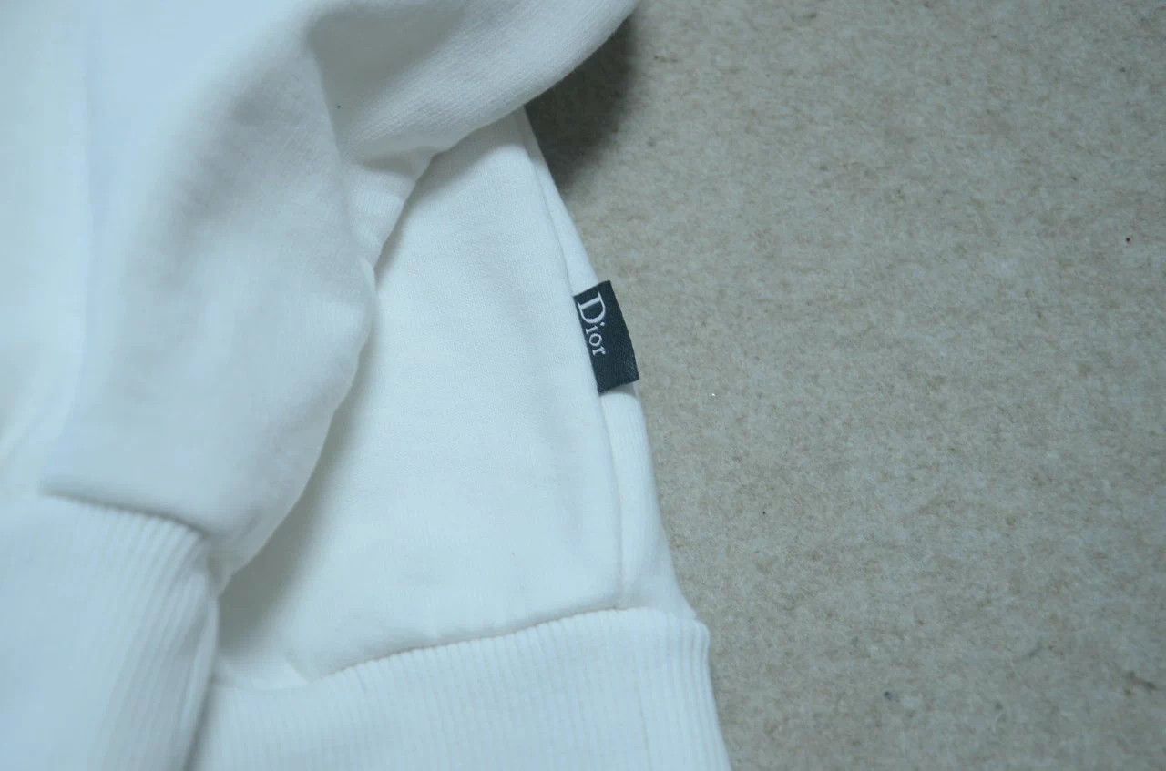 Dior Dior × Kaws Bee Embroidered White Sweatshirt M Size US M / EU 48-50 / 2 - 5 Thumbnail