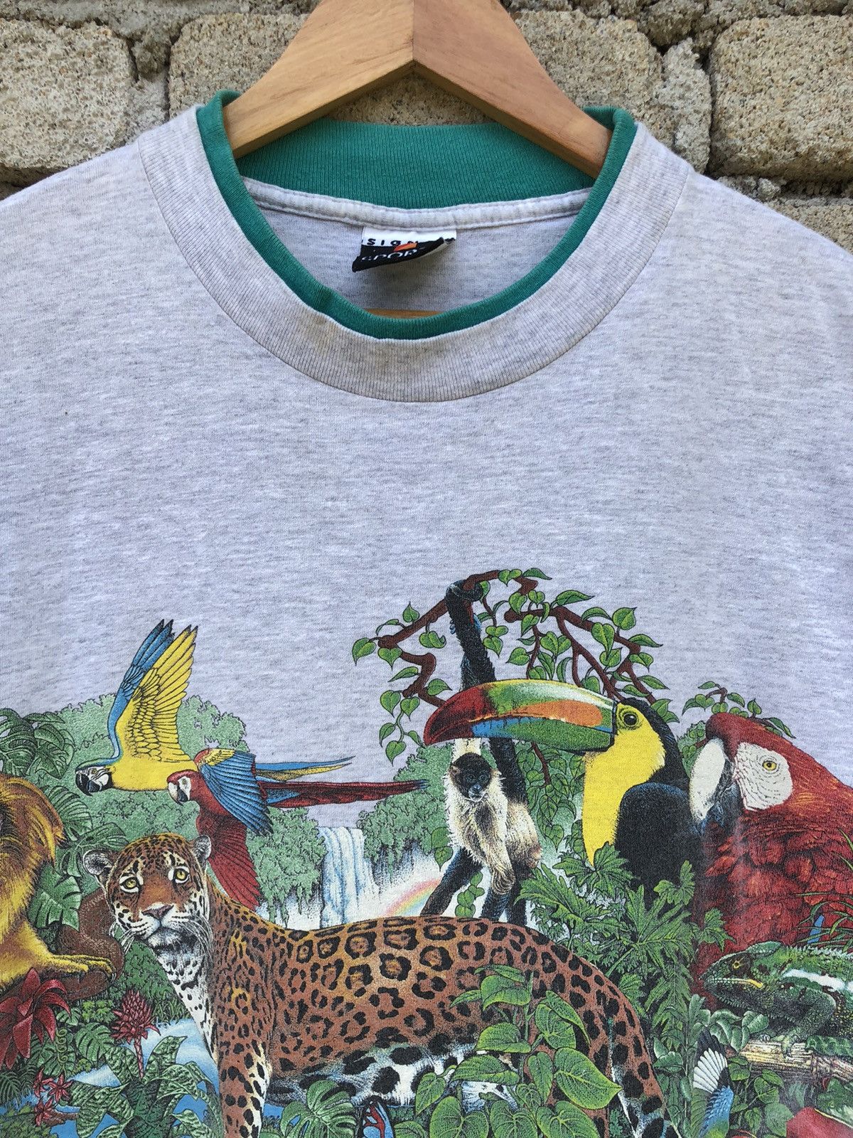 Vintage Vintage 90s Habitat Rainforest Animals Nature Mirror Tshirt Size US XL / EU 56 / 4 - 3 Thumbnail