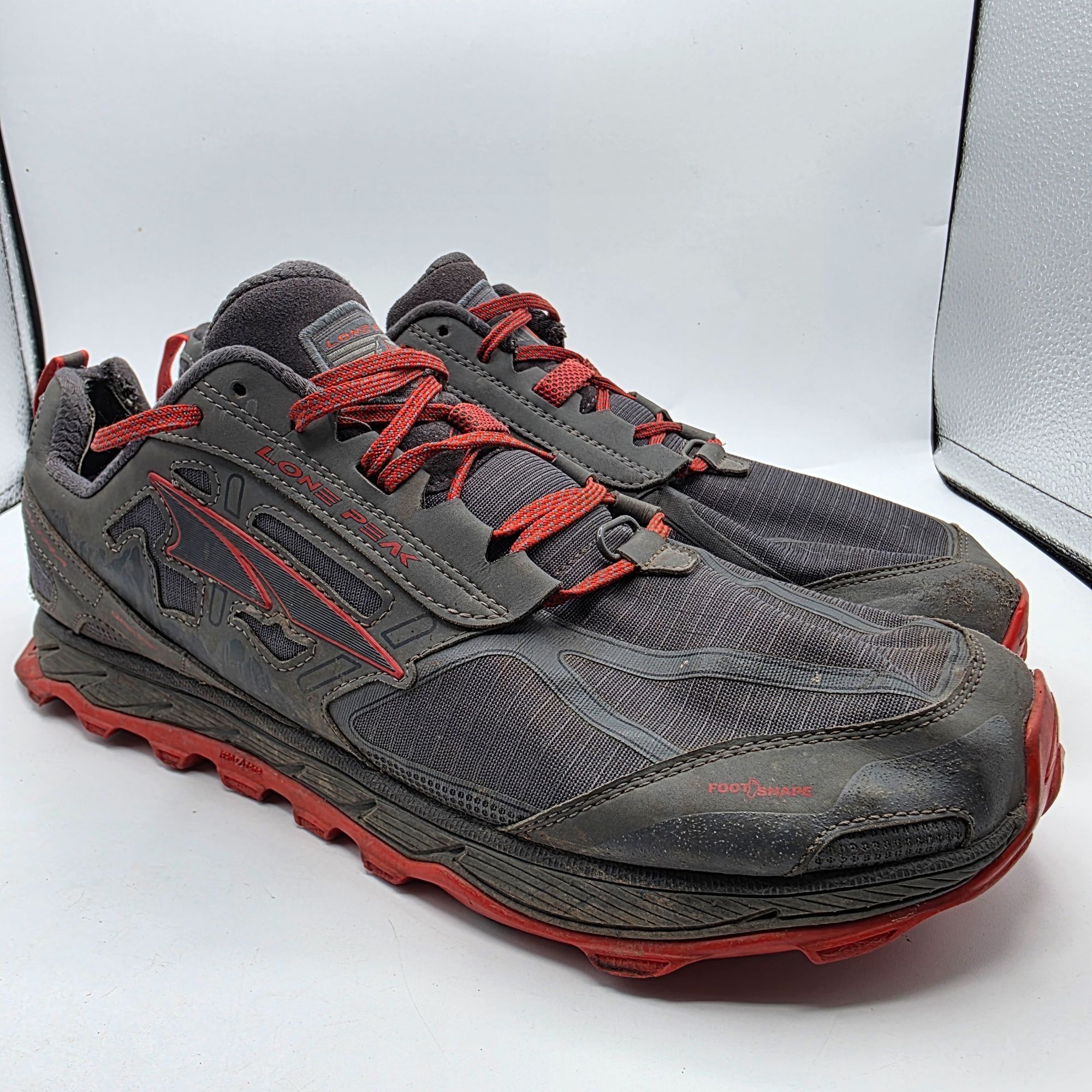 Altra Altra Lone Peak 4 Mens Size 13 Black Red Trail Running Shoes Size US 13 / EU 46 - 1 Thumbnail