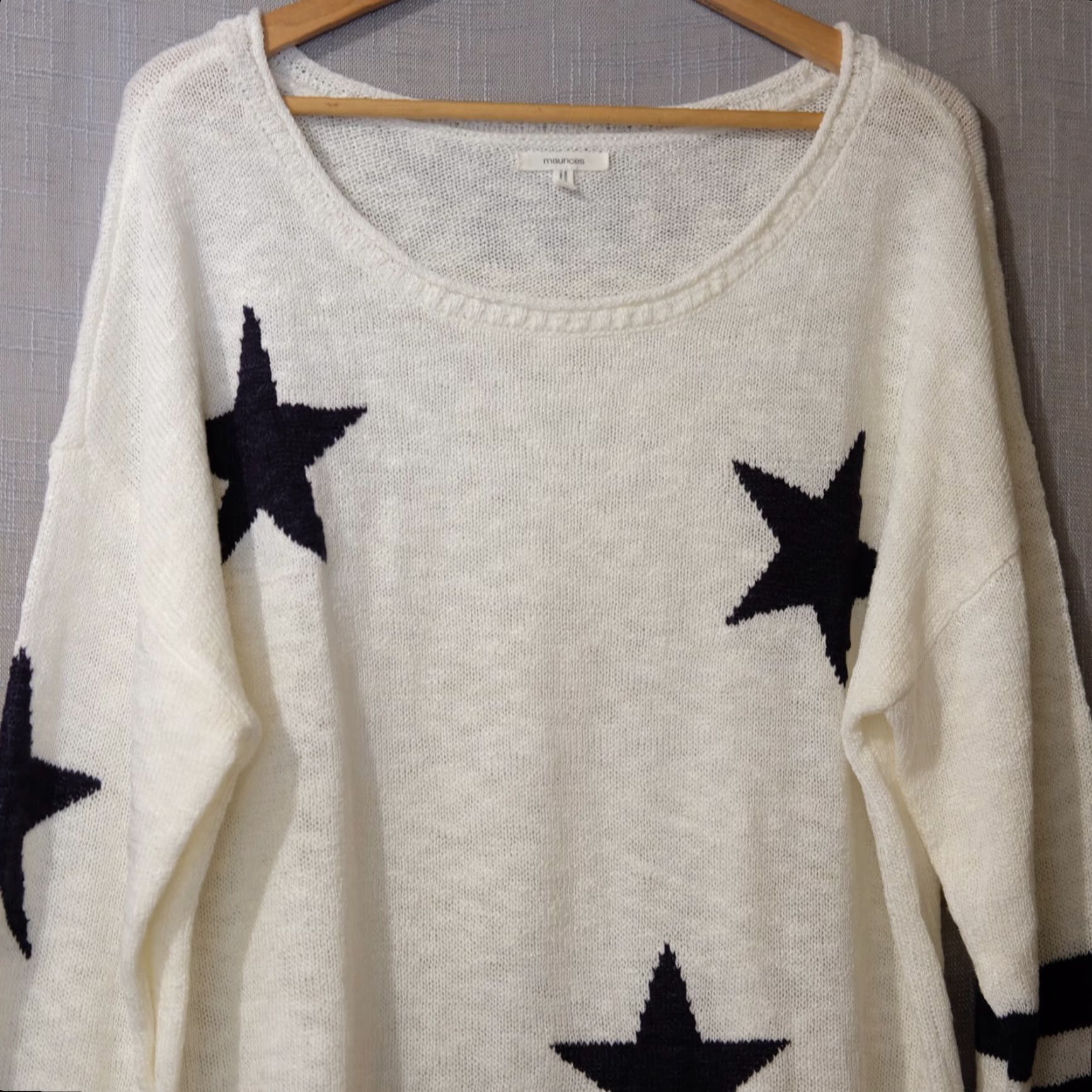 Vintage Maurice’s Sweater White/Black Star Knit Pullover Women's XXL Lightweight Sheer Nwot! Stars Reg/Plus Size (H96-10) Size XXL / US 16-18 / IT 52-54 - 2 Thumbnail