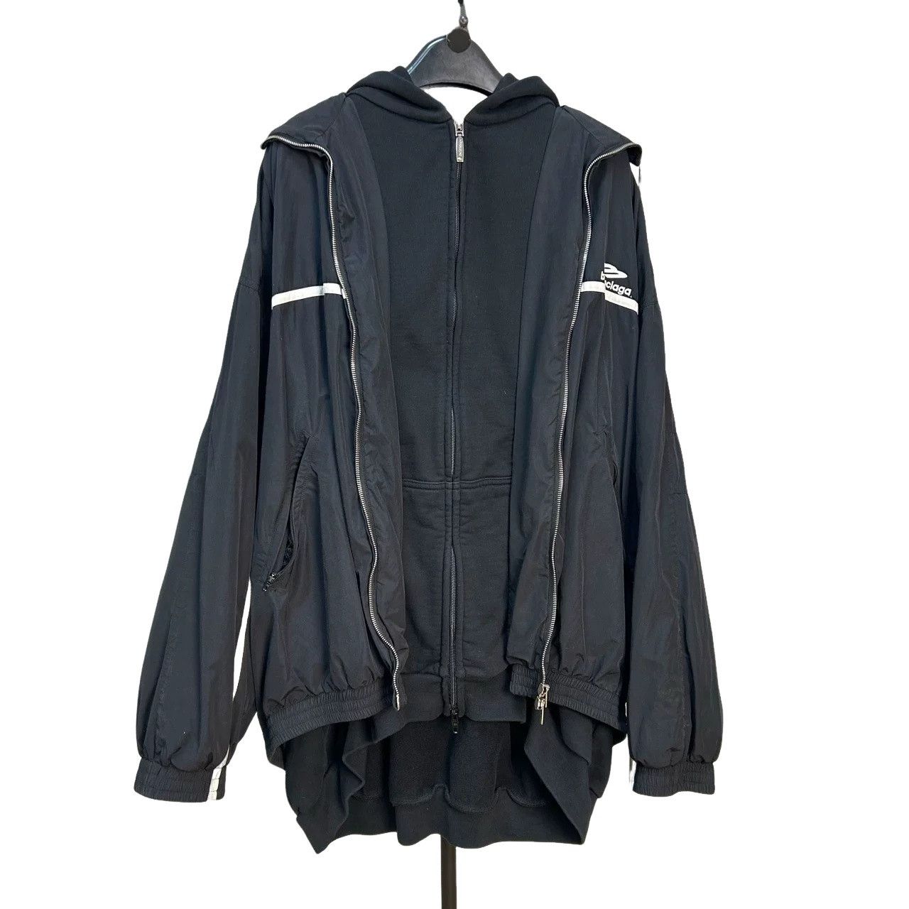 Balenciaga Balenciaga Embroidered Logo Zip Up Jacket Size L Size US L / EU 52-54 / 3 - 1 Thumbnail