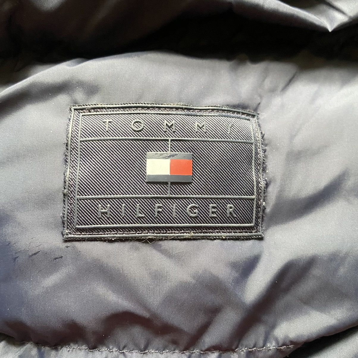 Tommy Hilfiger Tommy Hilfiger Navy Blue Red Winter Puffer Jacket Size L Size US L / EU 52-54 / 3 - 12 Thumbnail