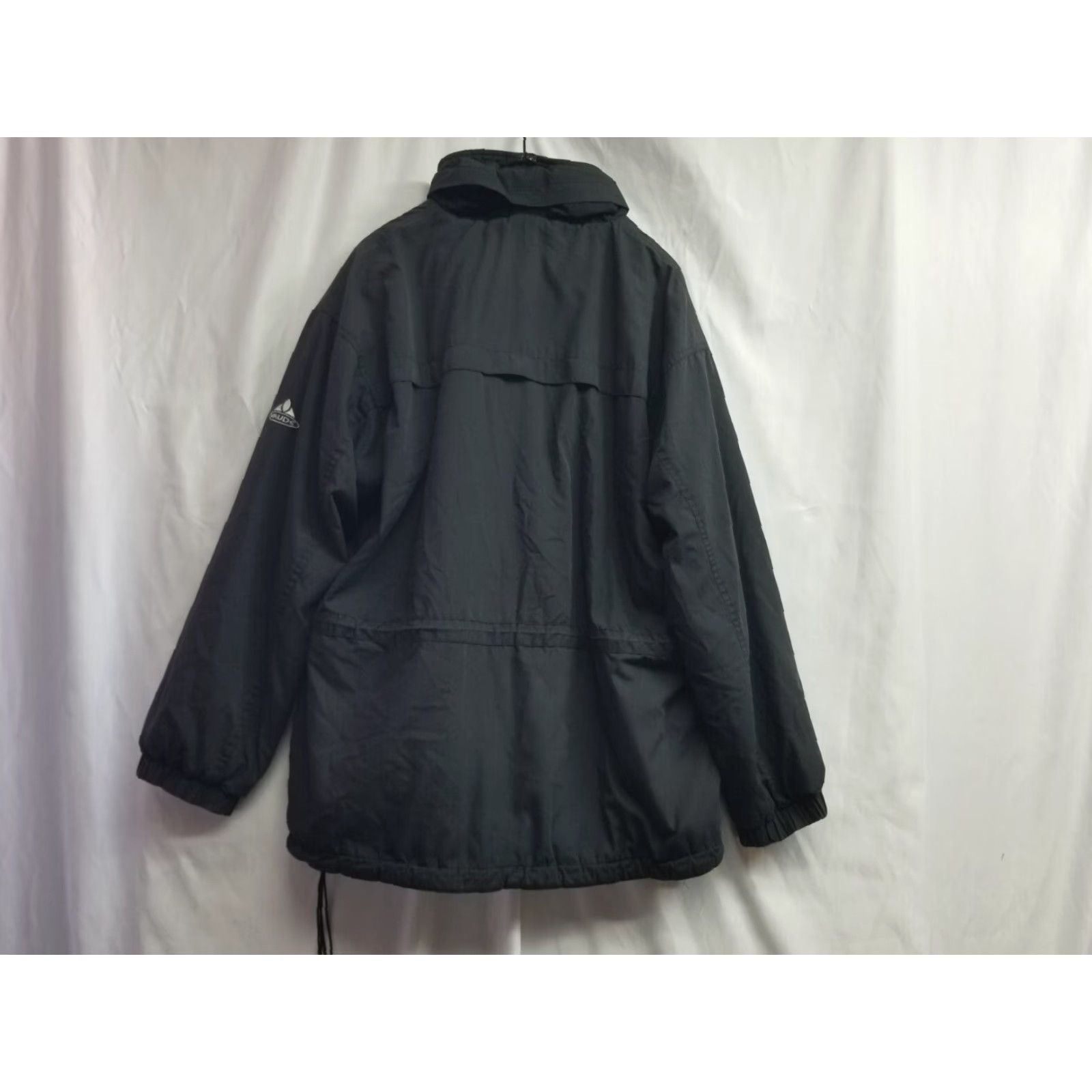 Vintage Vaude XL Men Black Ceplex Activewear Jacket Coat Hooded Warm Pockets Drawstring Outdoor Gear Size US XL / EU 56 / 4 - 2 Thumbnail