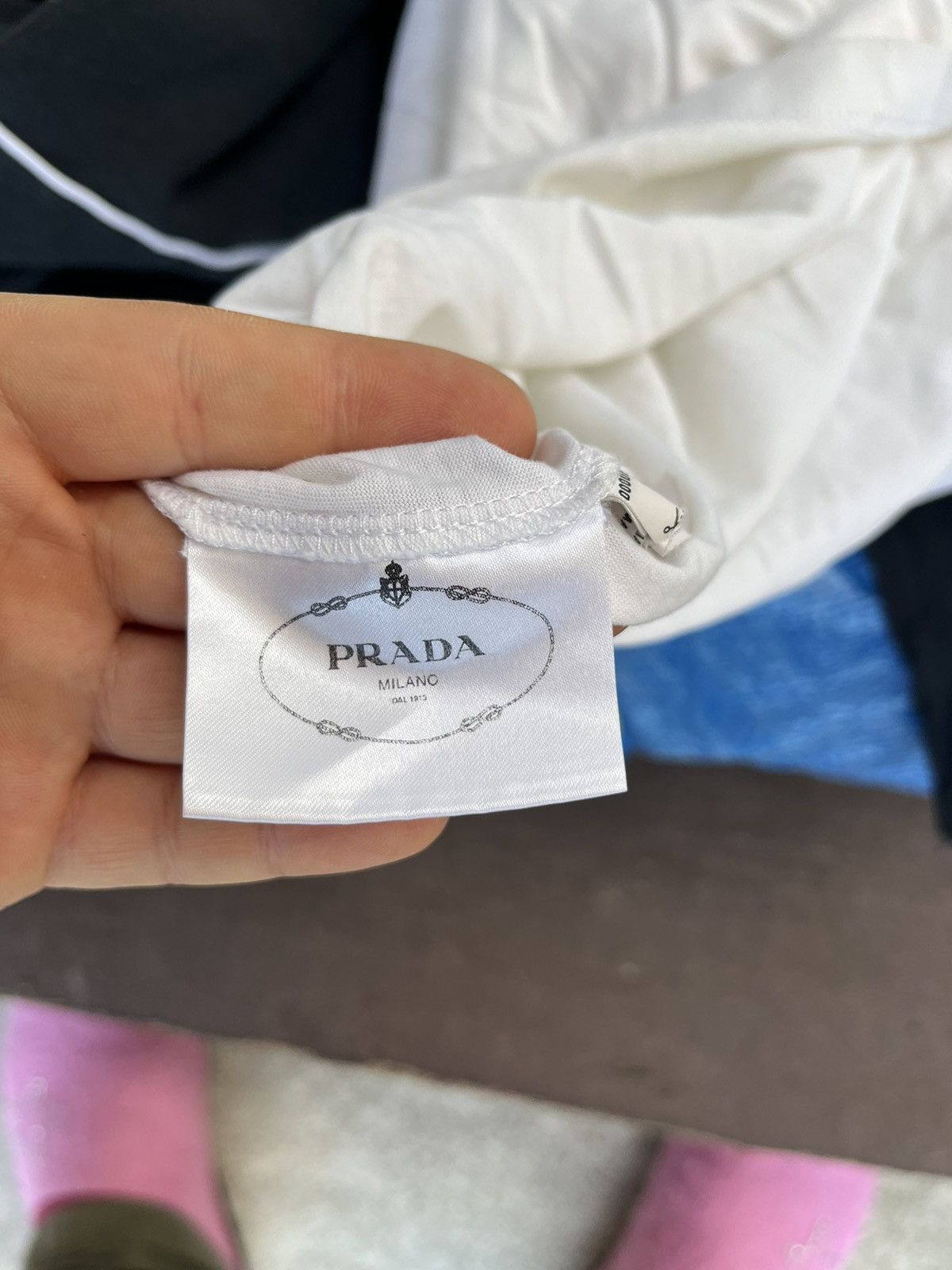 Prada Prada rubber logo T shirt Size S / US 4 / IT 40 - 6 Thumbnail