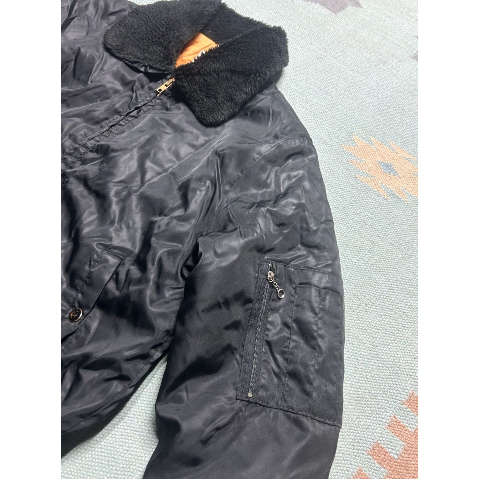 Sears VINTAGE Sears Bomber Jacket MA-1 Style Black Cropped Nylon Military Large Mens Size US L / EU 52-54 / 3 - 3 Thumbnail