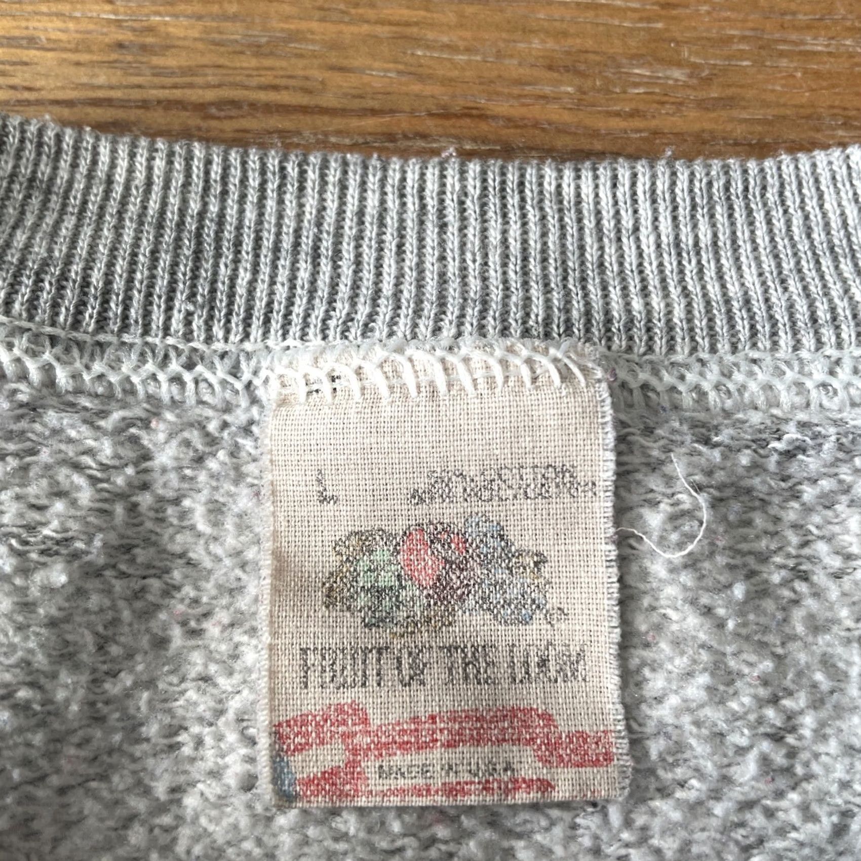 Fruit Of The Loom VINTAGE Harvard University Sweatshirt Women's Large Gray Fruit of the Loom USA Sweatshirt Size L / US 10 / IT 46 - 3 Thumbnail