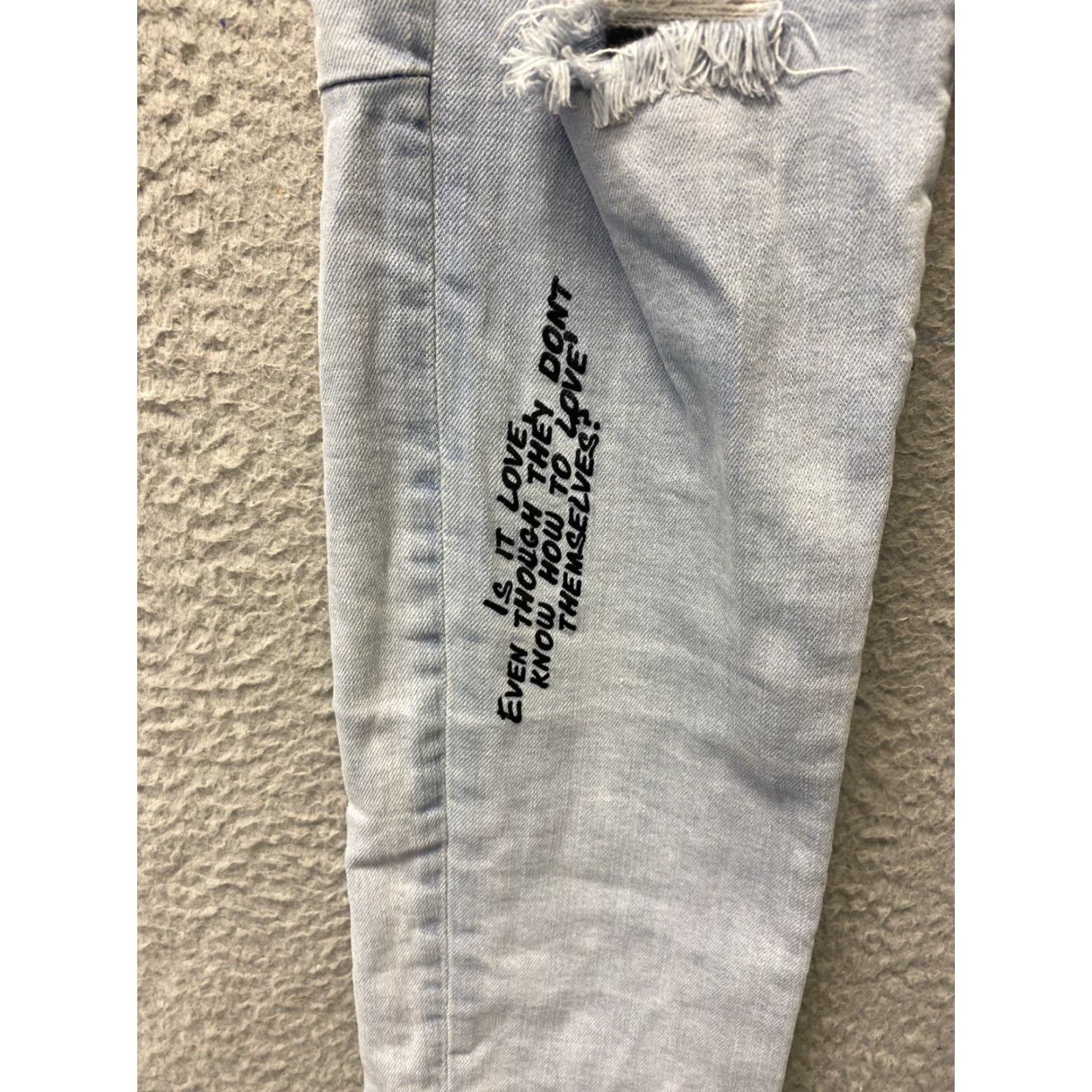 Denime Crysp Denim Jeans Mens 36 Blue washed Skinny Distressed Stretch 36x35 103-62 Size US 36 / EU 52 - 5 Thumbnail