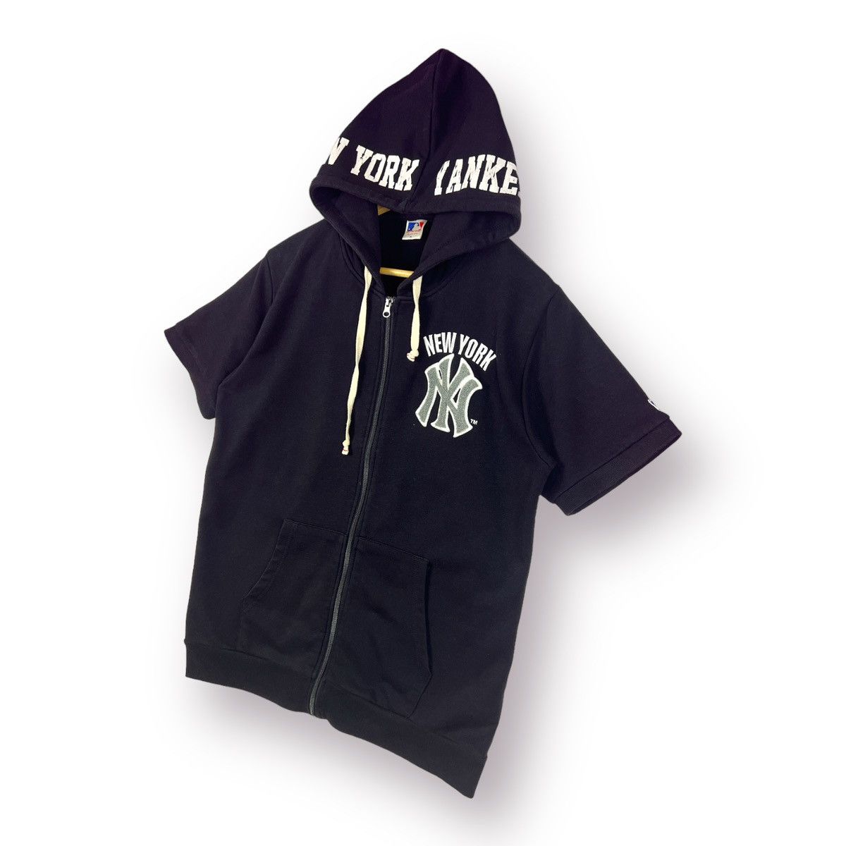 MLB 🔥 MLB NEW YORK YANKEES SHORTSLEEVES HOODED Size US L / EU 52-54 / 3 - 2 Thumbnail