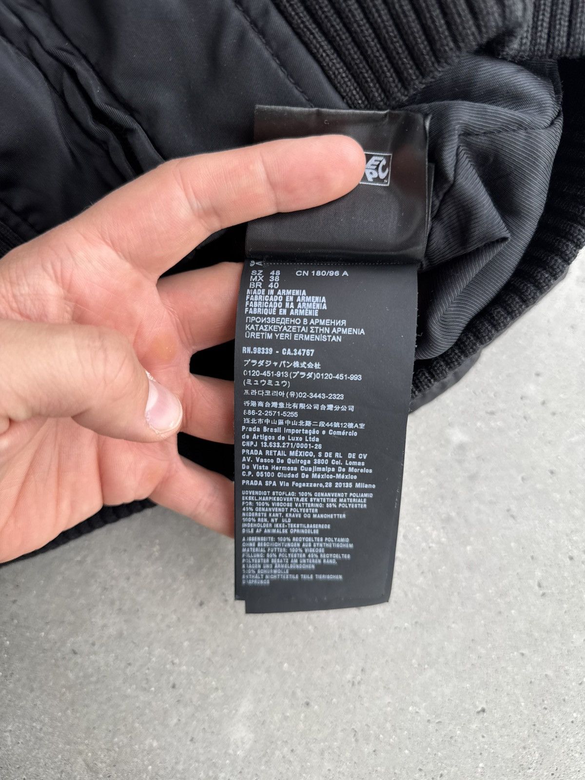 Prada Prada Re-Nylon Bomber Jacket Grail Designer Basic black rare Size US M / EU 48-50 / 2 - 8 Thumbnail