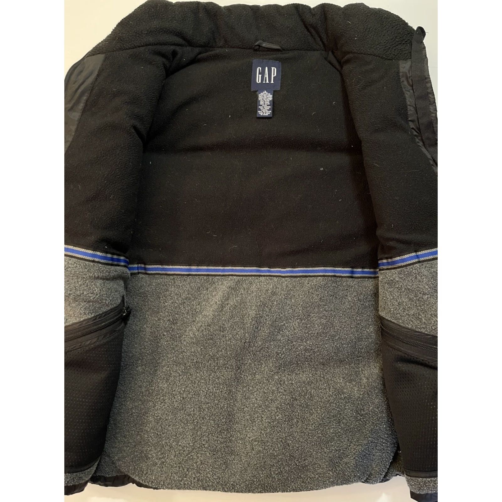 Gap VINTAGE Gap Vest Puffer Jacket Mens Quilted Down Insulated Zip Full-zip L Ski Outdoor Winter Black Nylon L Size US L / EU 52-54 / 3 - 4 Thumbnail