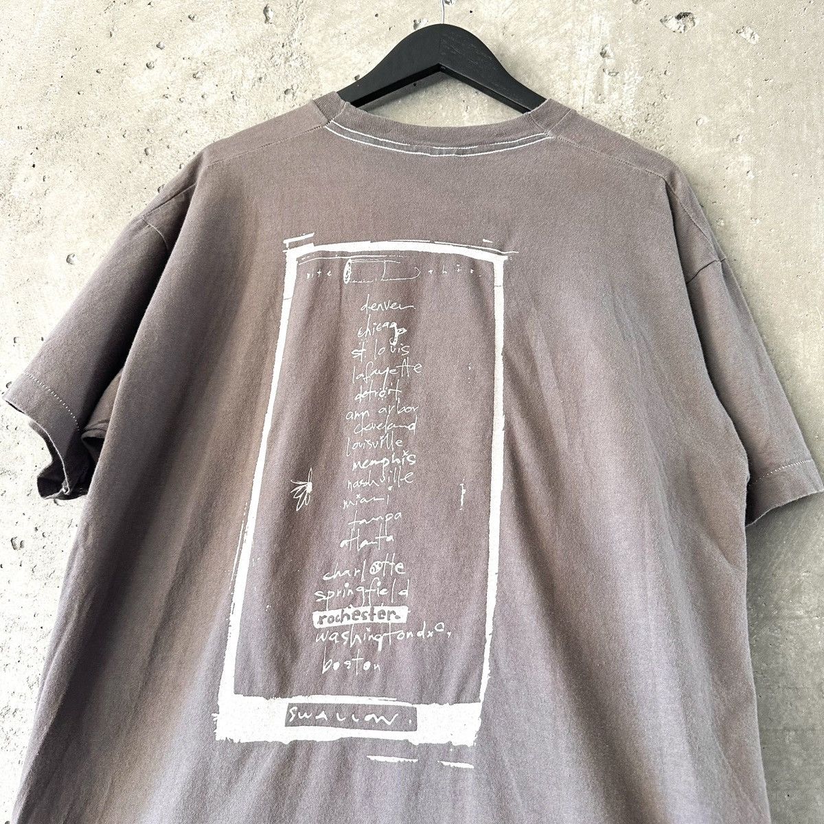 Band Tees 90’s PEARL JAM Freak Puppet Tour T-Shirt Size US XL / EU 56 / 4 - 4 Thumbnail