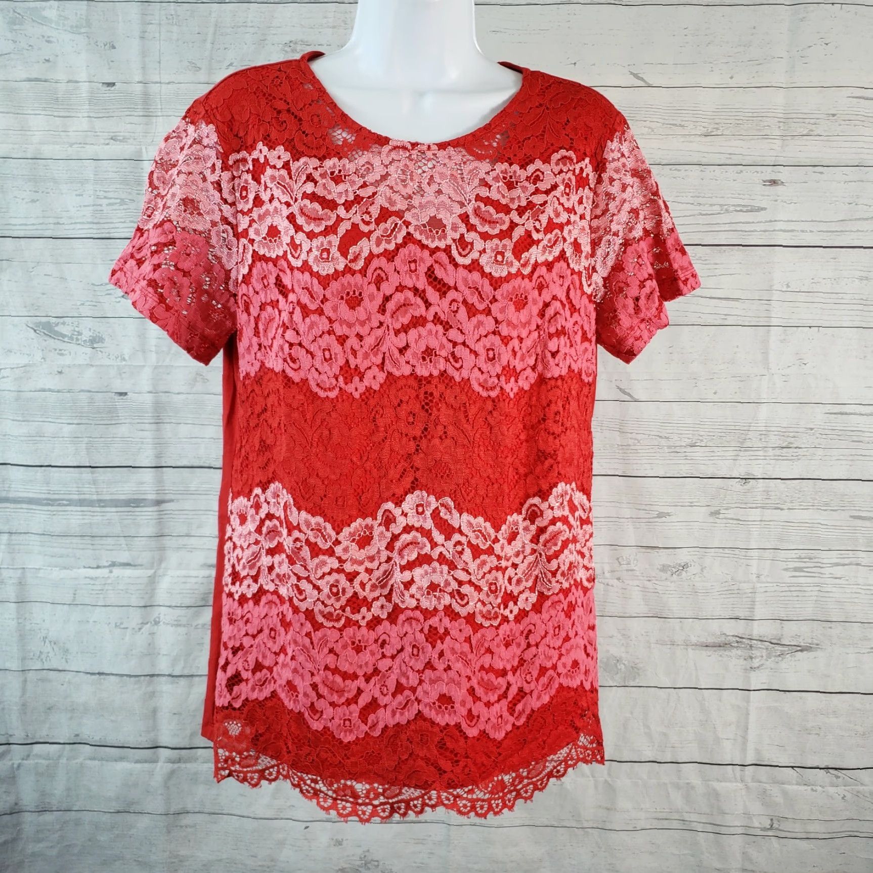 Isaac Mizrahi Isaac Mizrahi Live Womens Top Shirt Medium Red Lace Overlay Short Sleeve Size M / US 6-8 / IT 42-44 - 2 Thumbnail