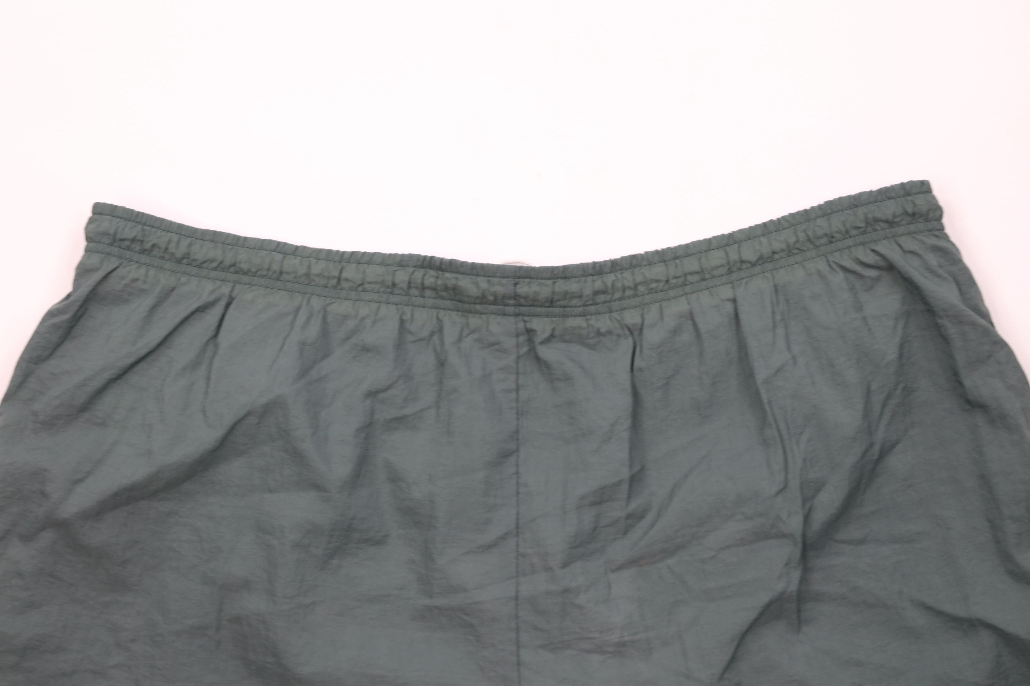 Nike Vintage 90s Nike Travis Scott Big Swoosh Lined Shorts Green Size US 38 / EU 54 - 12 Thumbnail