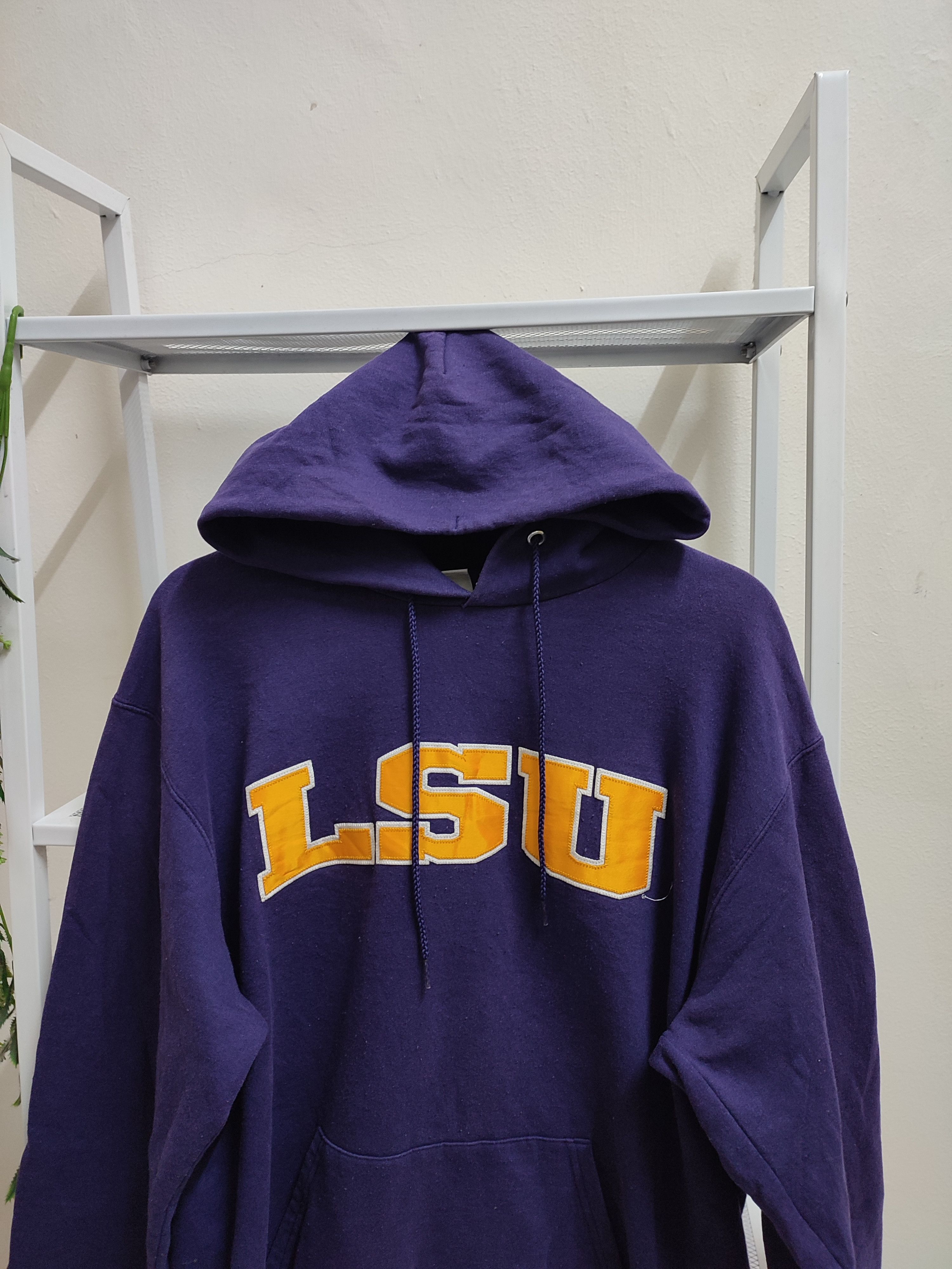 Champion Vtg LSU Champion Authentic Athletic Wear Hoodies Purple Size US L / EU 52-54 / 3 - 6 Thumbnail