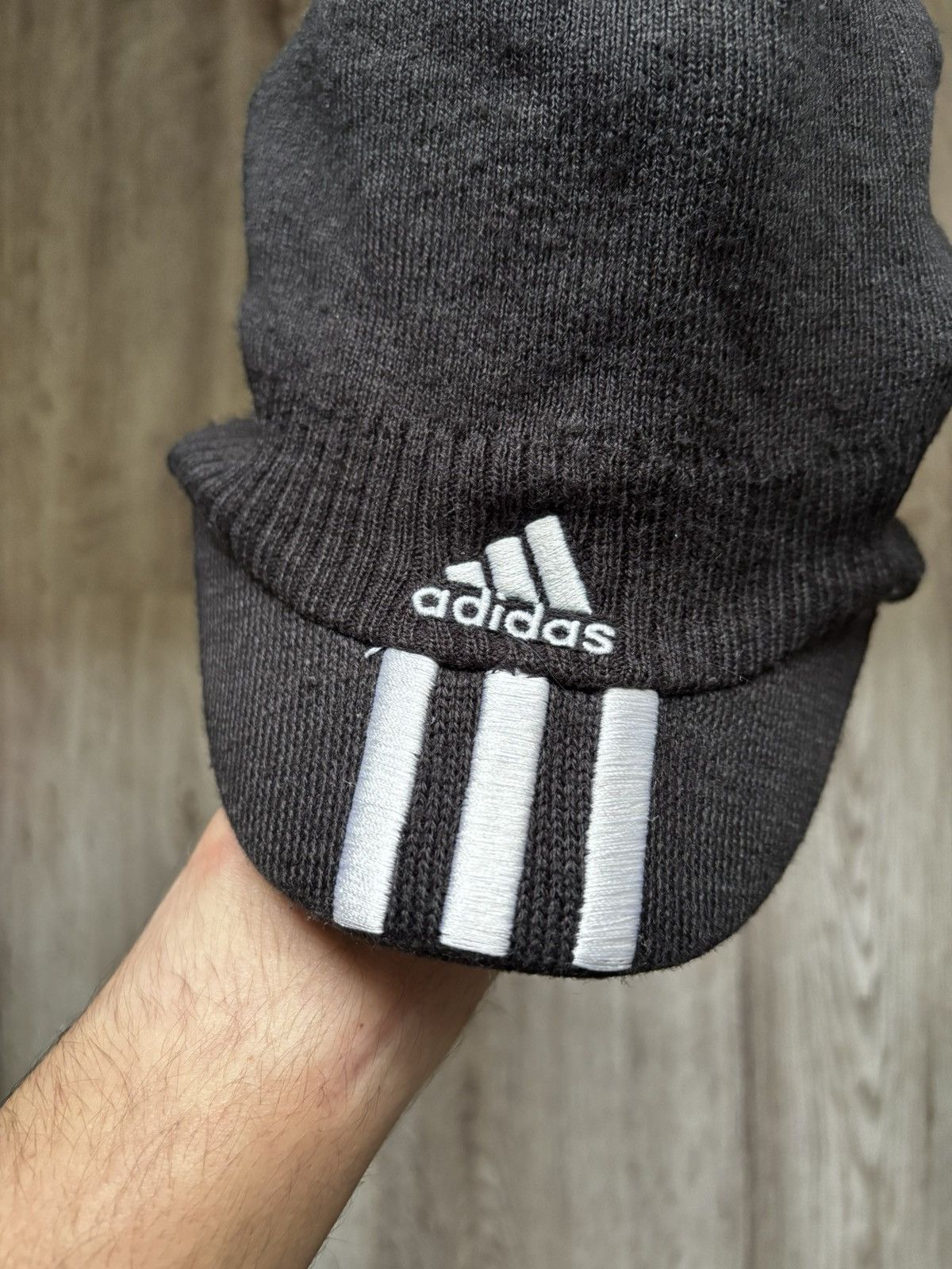 Adidas RARE Adidas Beanie Hat Black Stripes Logo 2010 Archive Size ONE SIZE - 2 Thumbnail