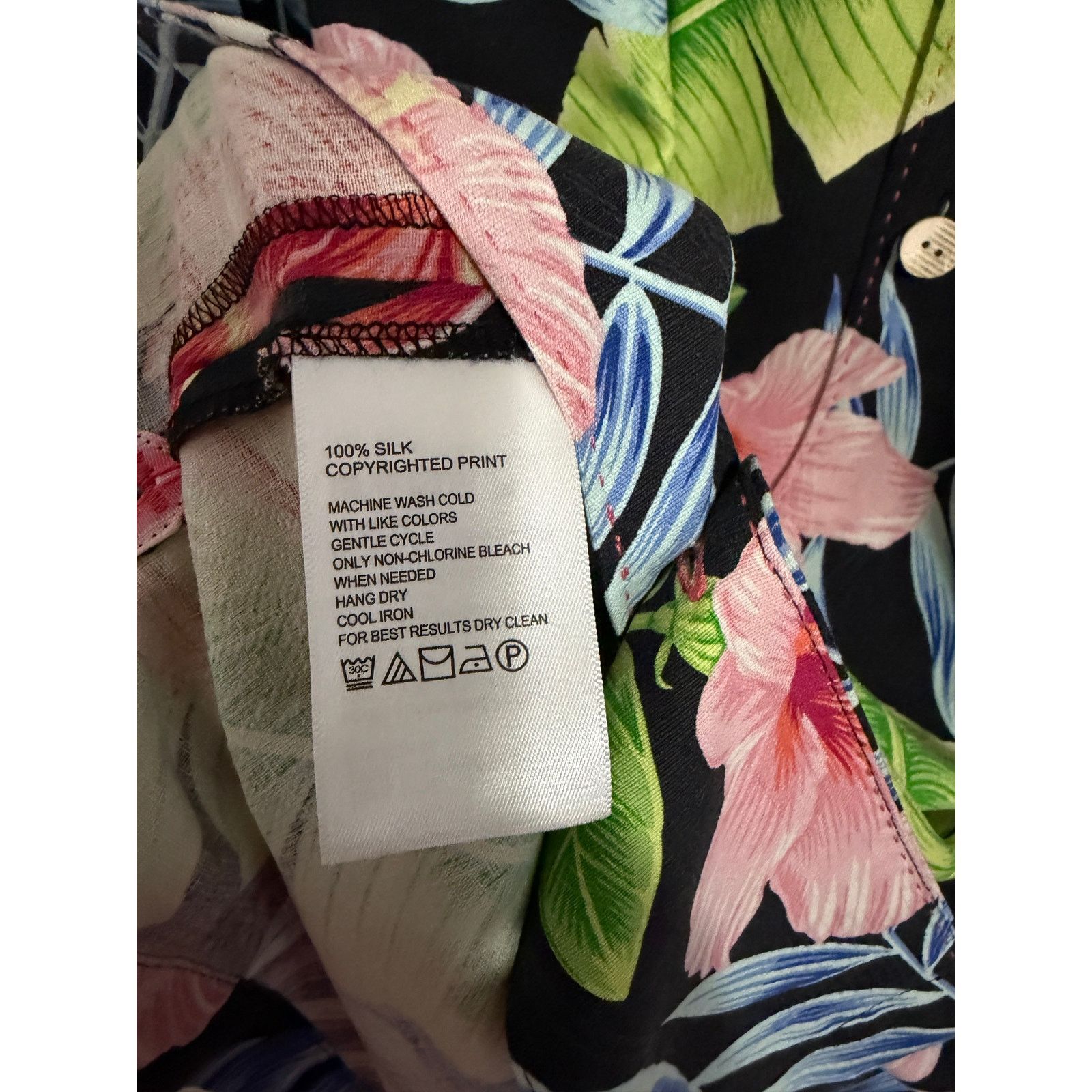 Tommy Bahama Tommy Bahama 100% Silk Hawaiian Shirt Men's Size XL Size US XL / EU 56 / 4 - 4 Thumbnail