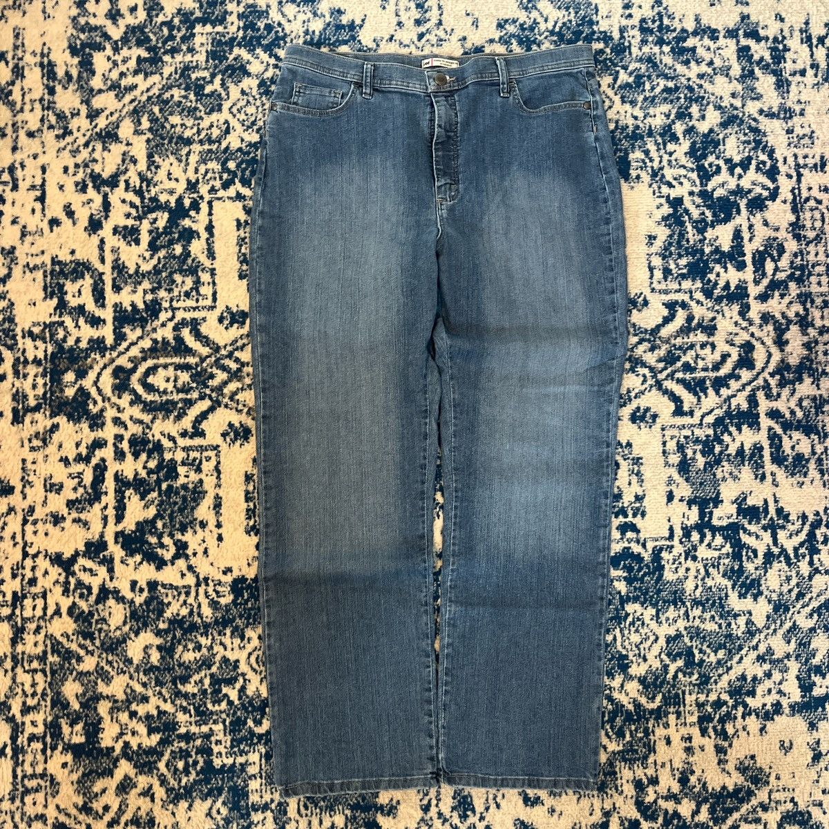 Lee Lee Classic Fit Straight Leg Jeans Size 18 Medium Wash Y2K Size 40" / US 18 - 1 Thumbnail