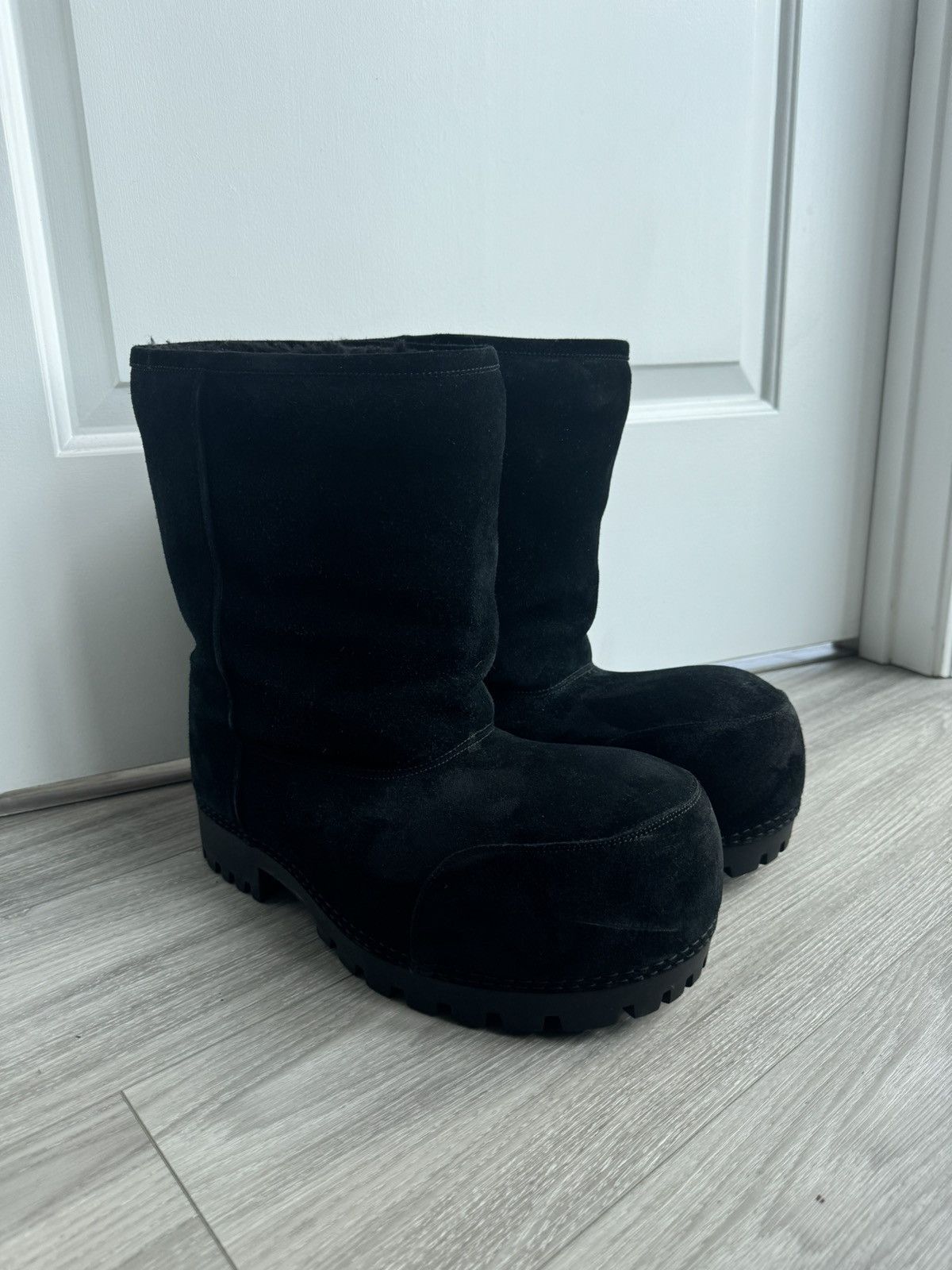 Balenciaga × Designer Balenciaga Alaska Boots Size US 9.5 / EU 42-43 - 1 Thumbnail