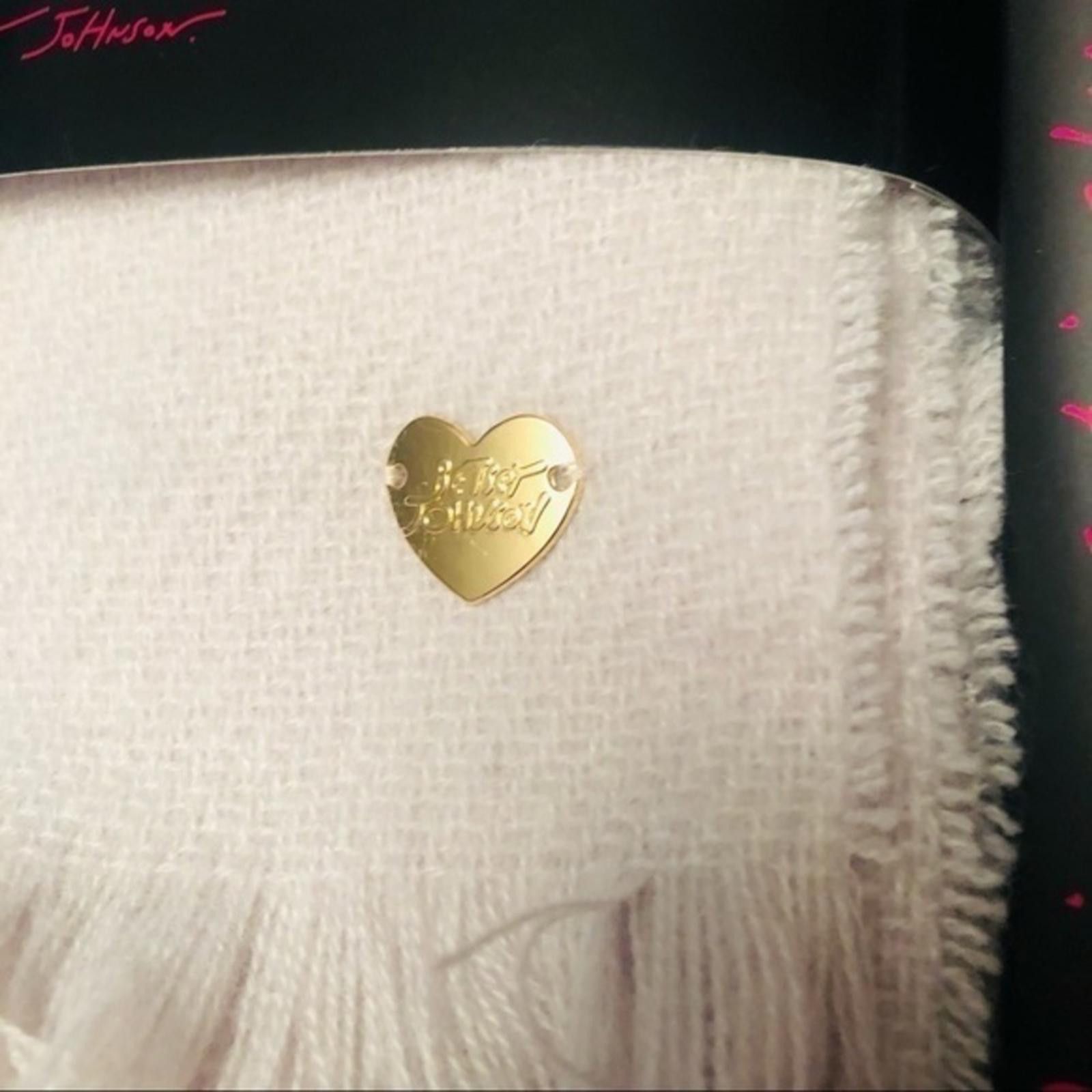 Betsey Johnson Betsey Johnson Wallet And Scarf Set NWT Size ONE SIZE - 3 Thumbnail