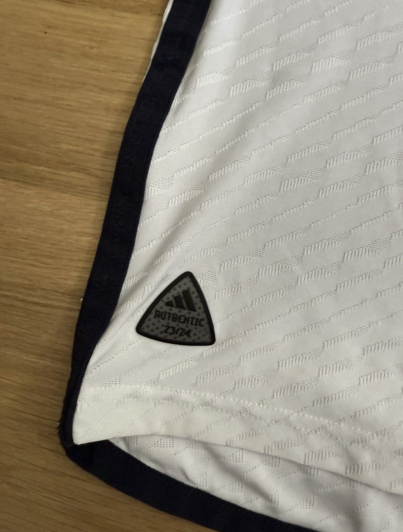 Adidas Real Madrid Size US L / EU 52-54 / 3 - 5 Thumbnail