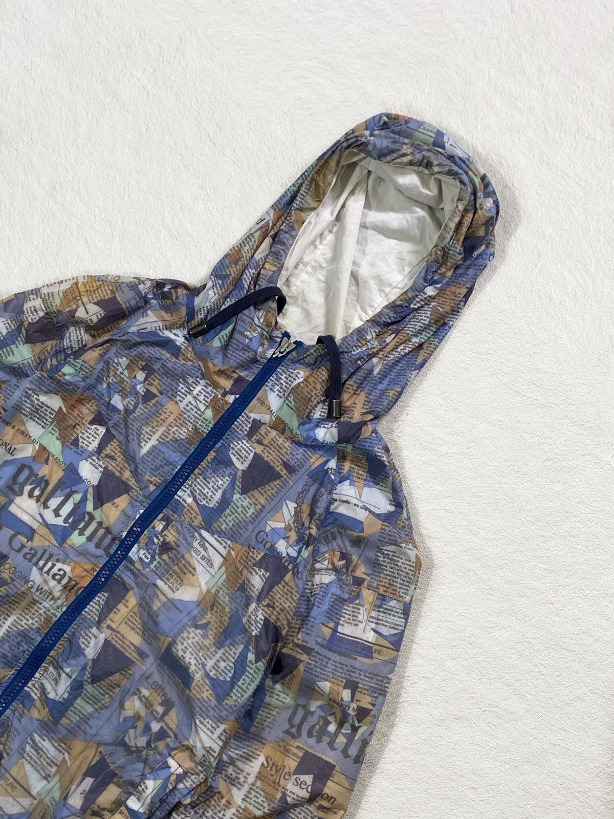 John Galliano RARE❤️‍🔥 John Galliano Lettering Print Hooded Jacket Size US M / EU 48-50 / 2 - 5 Thumbnail