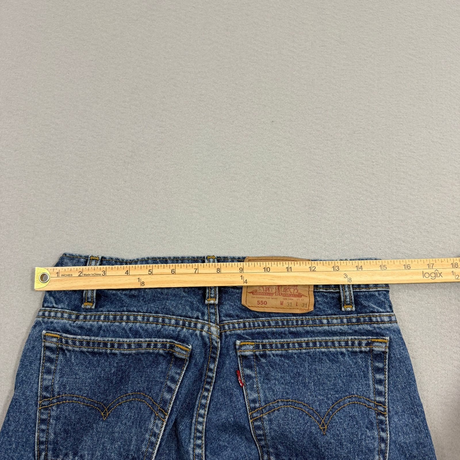 Levi's Vintage Levis 550 Jeans Men's 31x31 Blue Tapered Canada 90s Size US 31 - 10 Thumbnail
