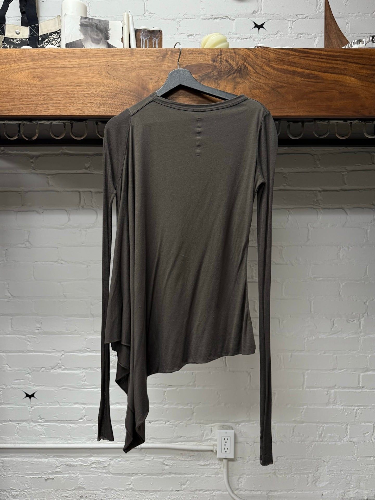 Rick Owens Rick Owens ‘Lilies’ Dust Brown Asymmetric Long Sleeve Layering Shirt Size M / US 6-8 / IT 42-44 - 4 Thumbnail